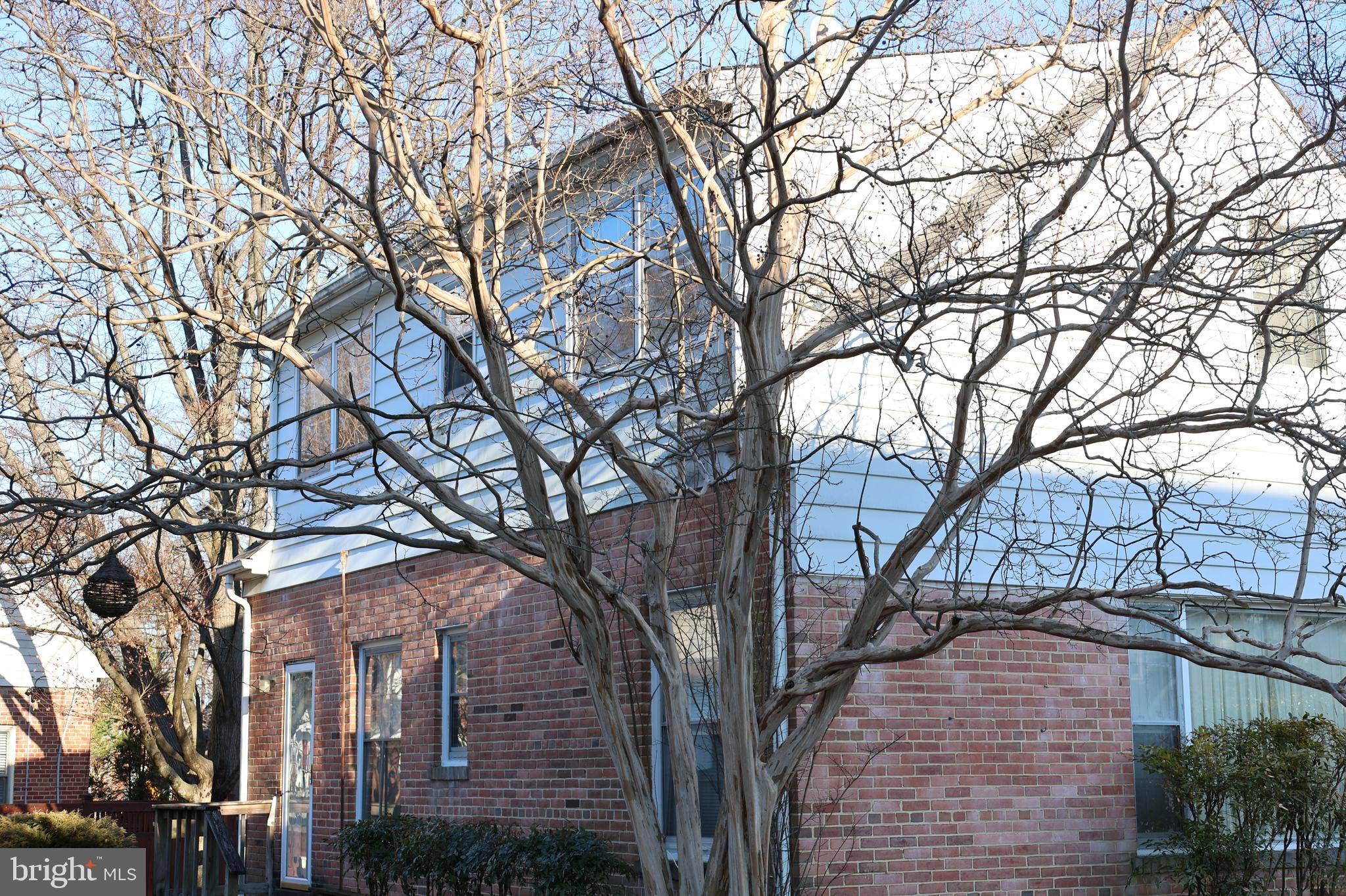 GLENBROOK KNOLLS - Residential