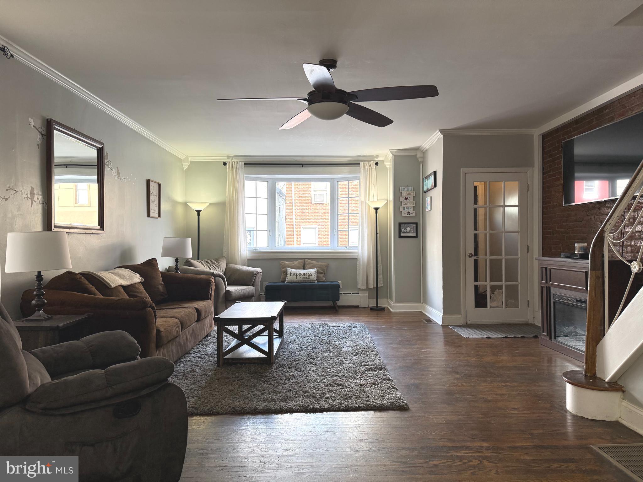 BRIDESBURG - Residential