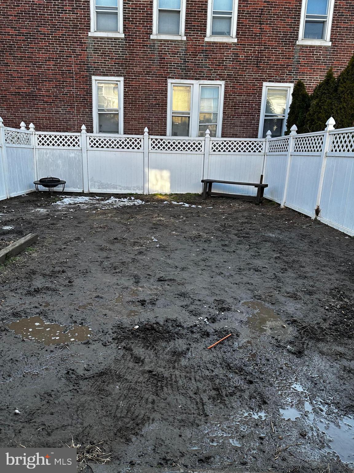 BRIDESBURG - Residential