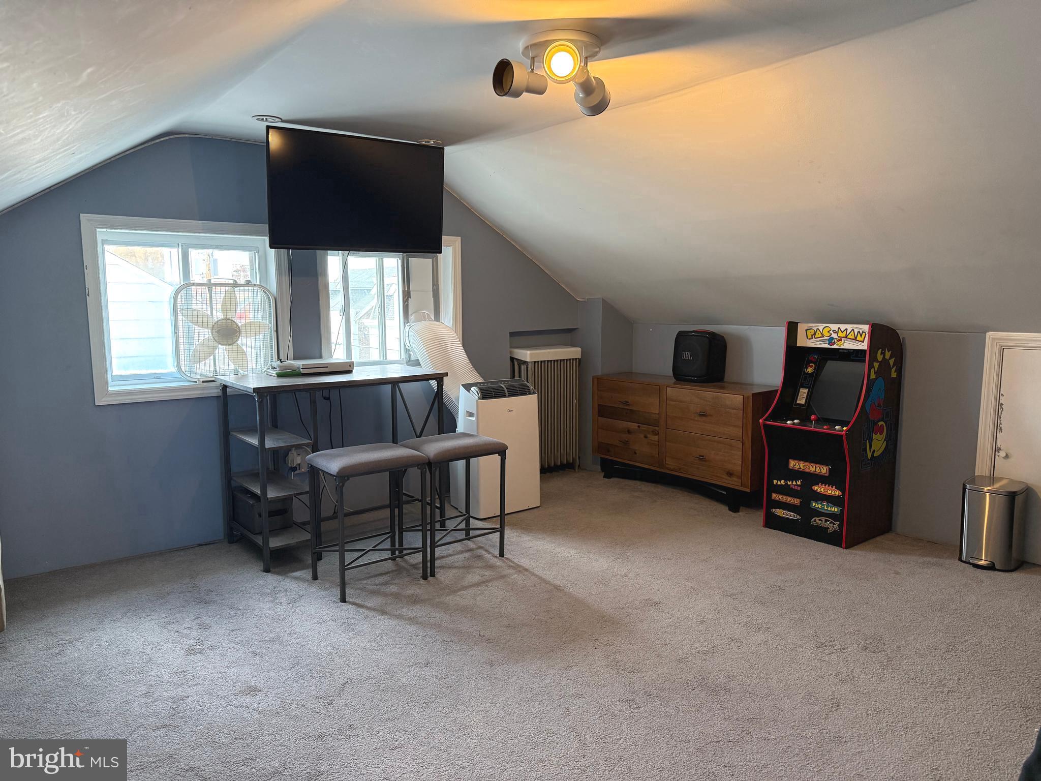 BRIDESBURG - Residential