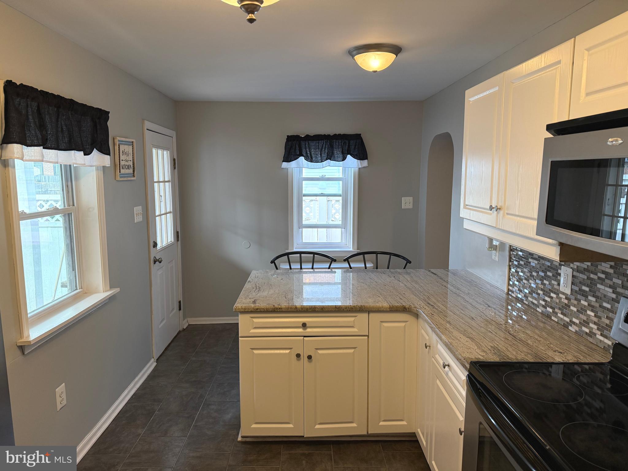 BRIDESBURG - Residential