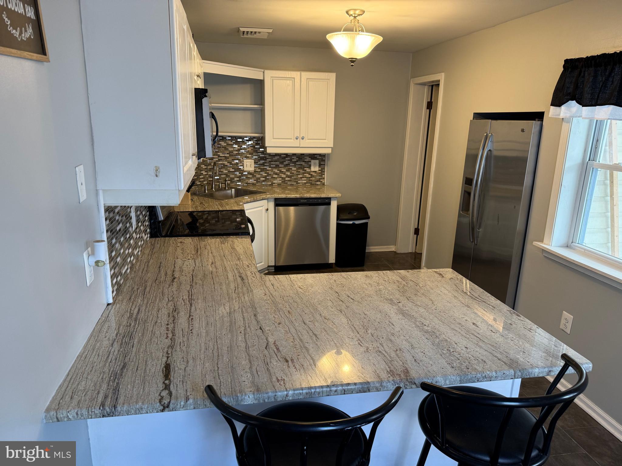 BRIDESBURG - Residential