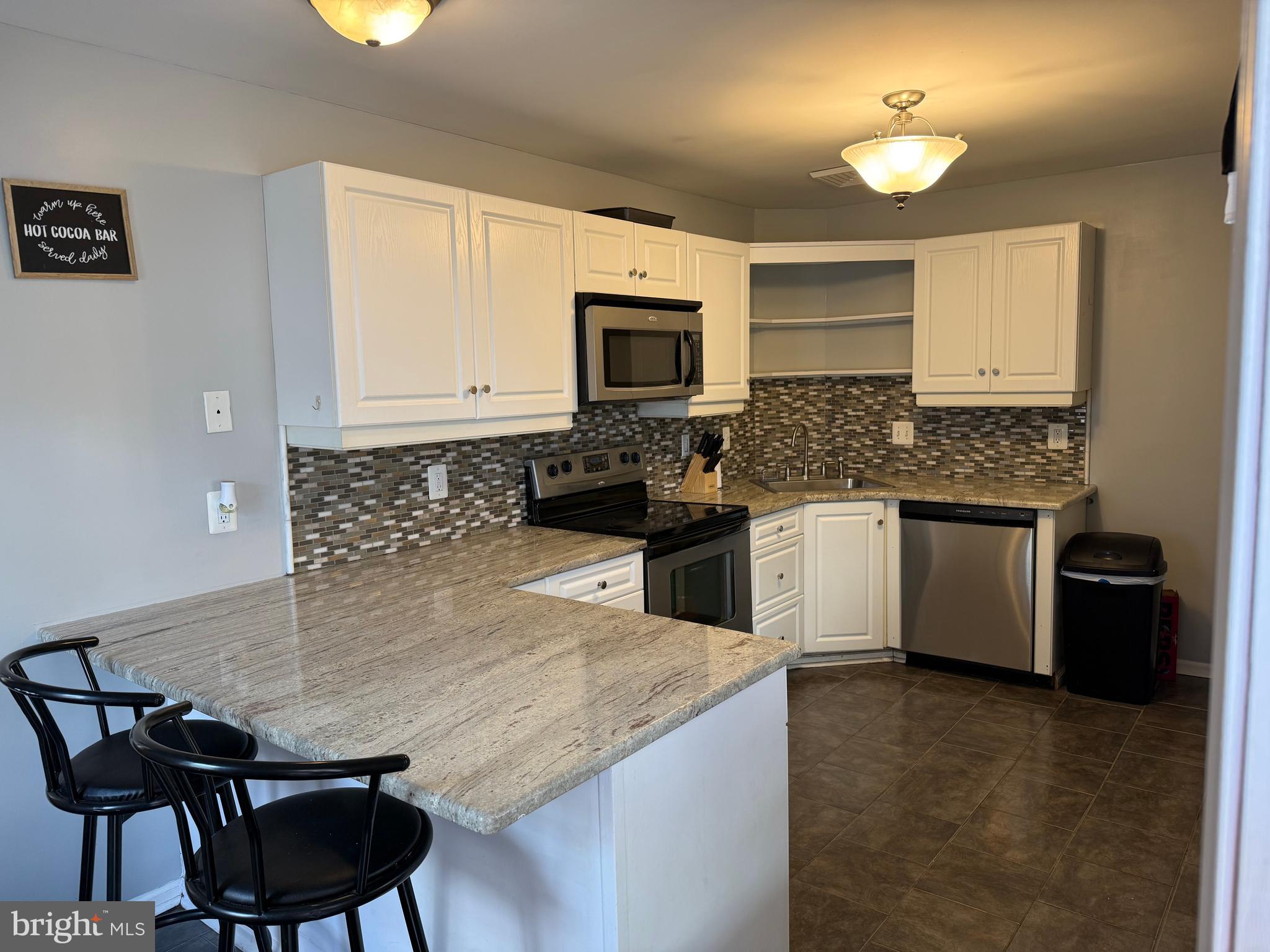 BRIDESBURG - Residential