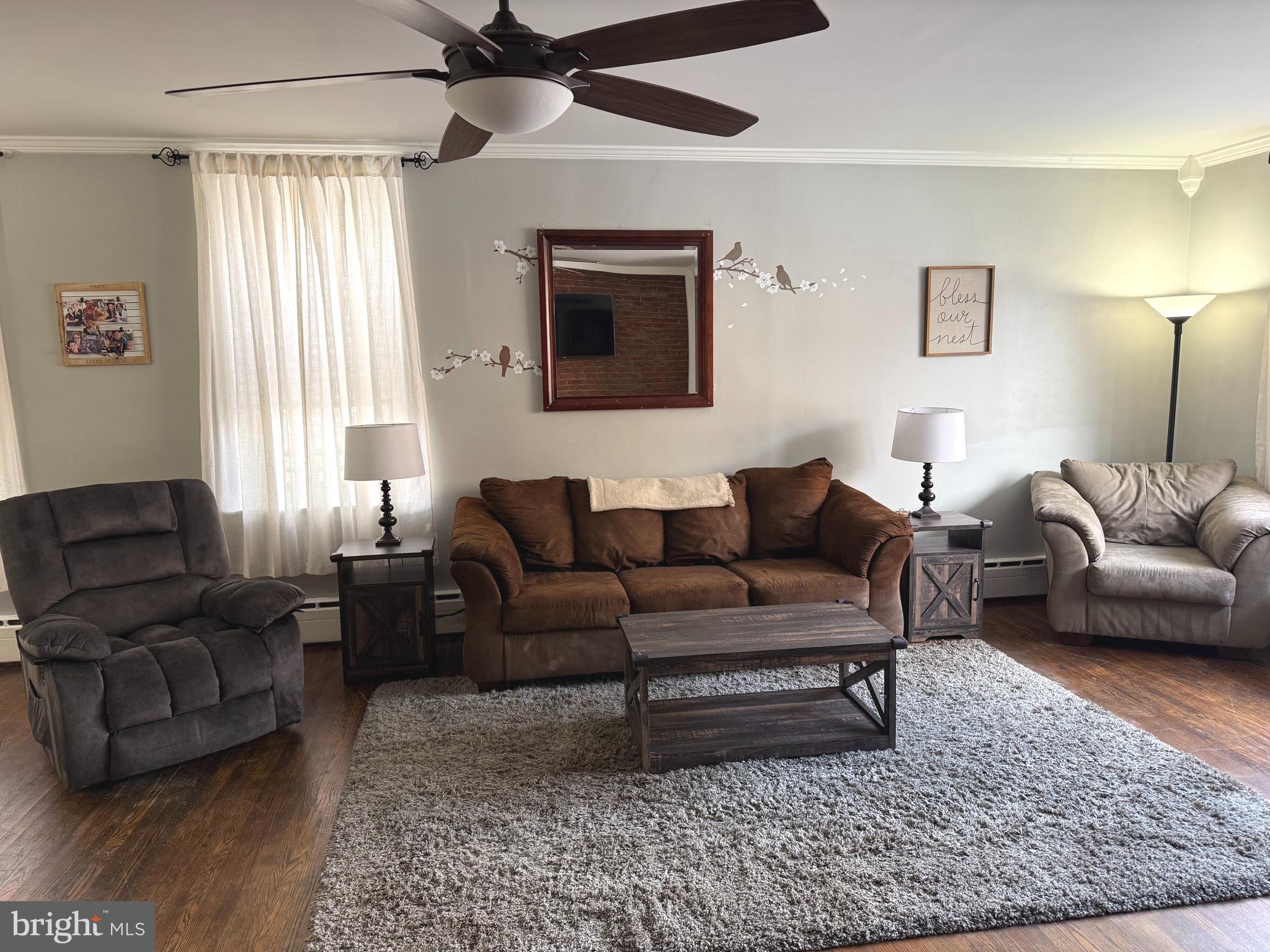 BRIDESBURG - Residential