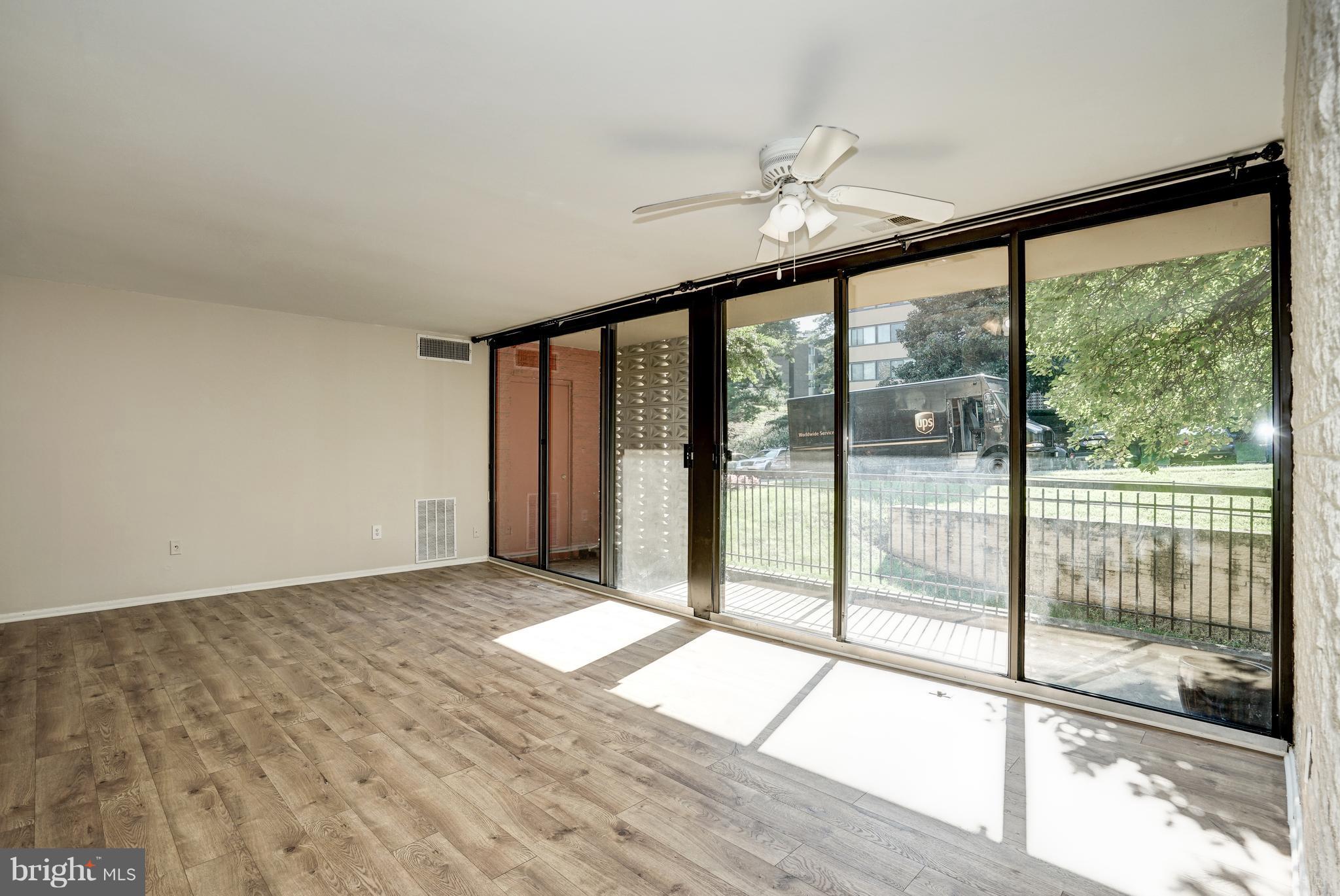 TWENTY-ONE - Residential