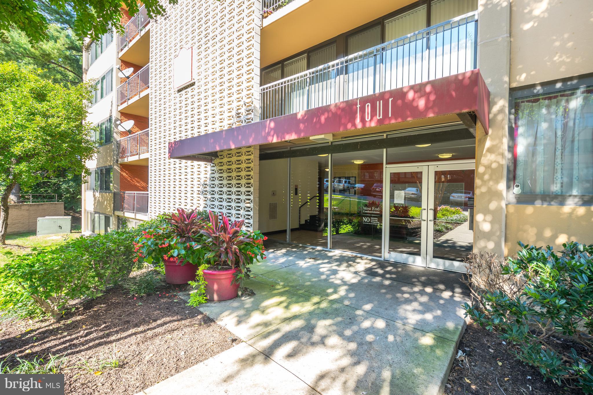 TWENTY-ONE - Residential