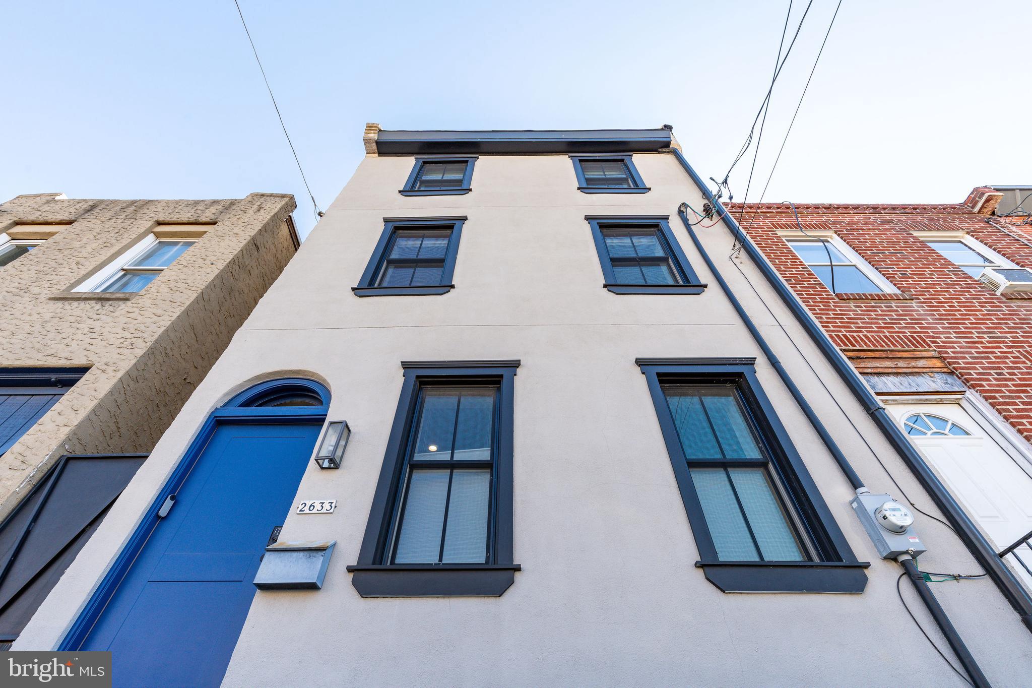 EAST KENSINGTON - Residential