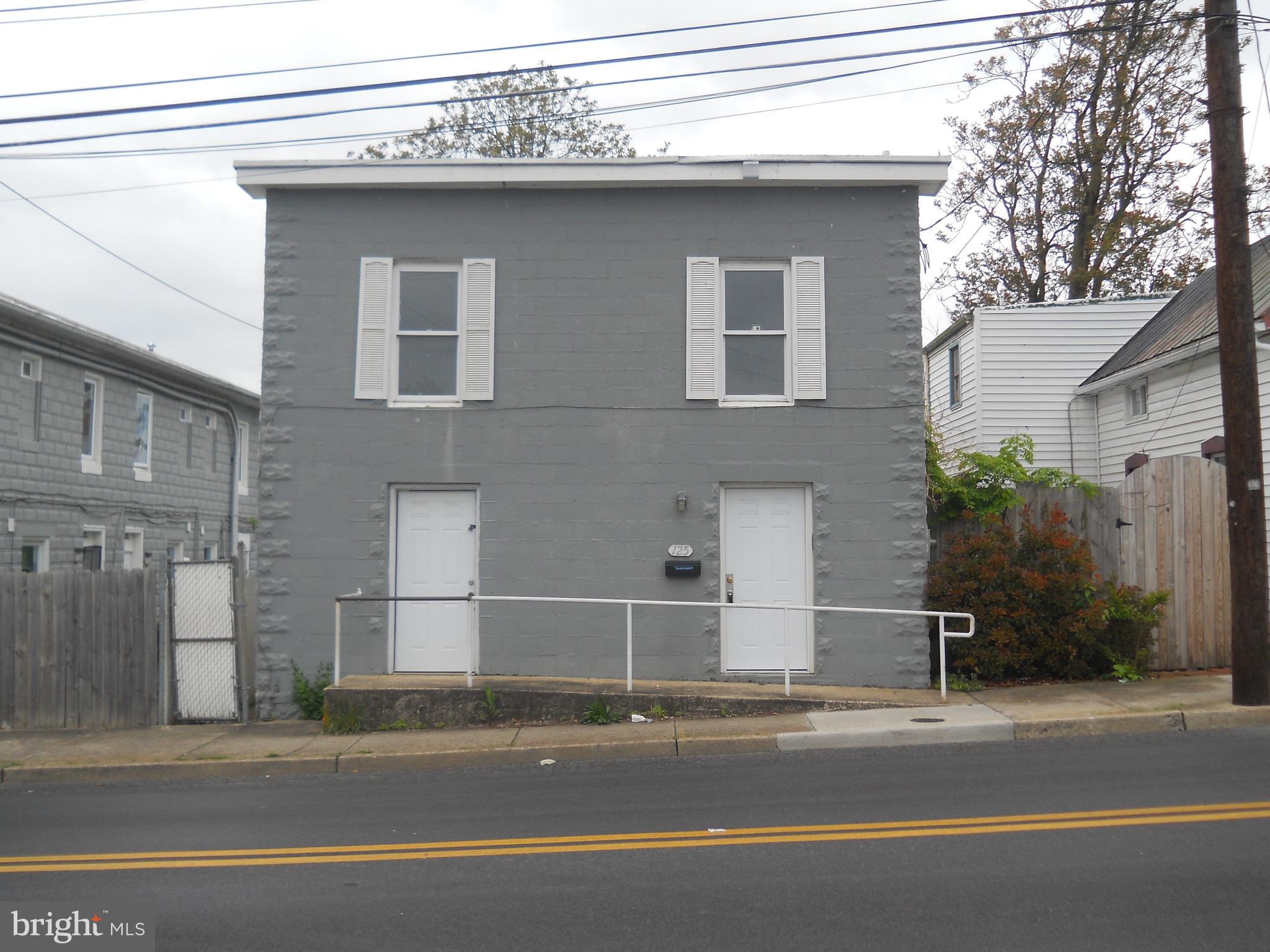 HAGERSTOWN - Residential