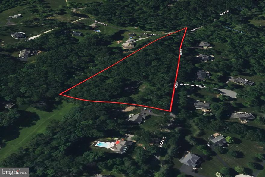 Redevelopment opportunity in the Worthington Valley area. Potential for 3 Lot Subdivision,  Family compound, or Single Family Estate with ability to accommodate horses.  Improved with a 3BR/3BA Rancher and 4-stall Barn.sold as-is. Convenient location with easy access to Interstate 83 and close proximity to Hunt Valley Town Centre, Hunt Valley Country Club, Oregon Ridge Park and Hayfields Country Club. Natural scenic property amongst well established neighborhoods.