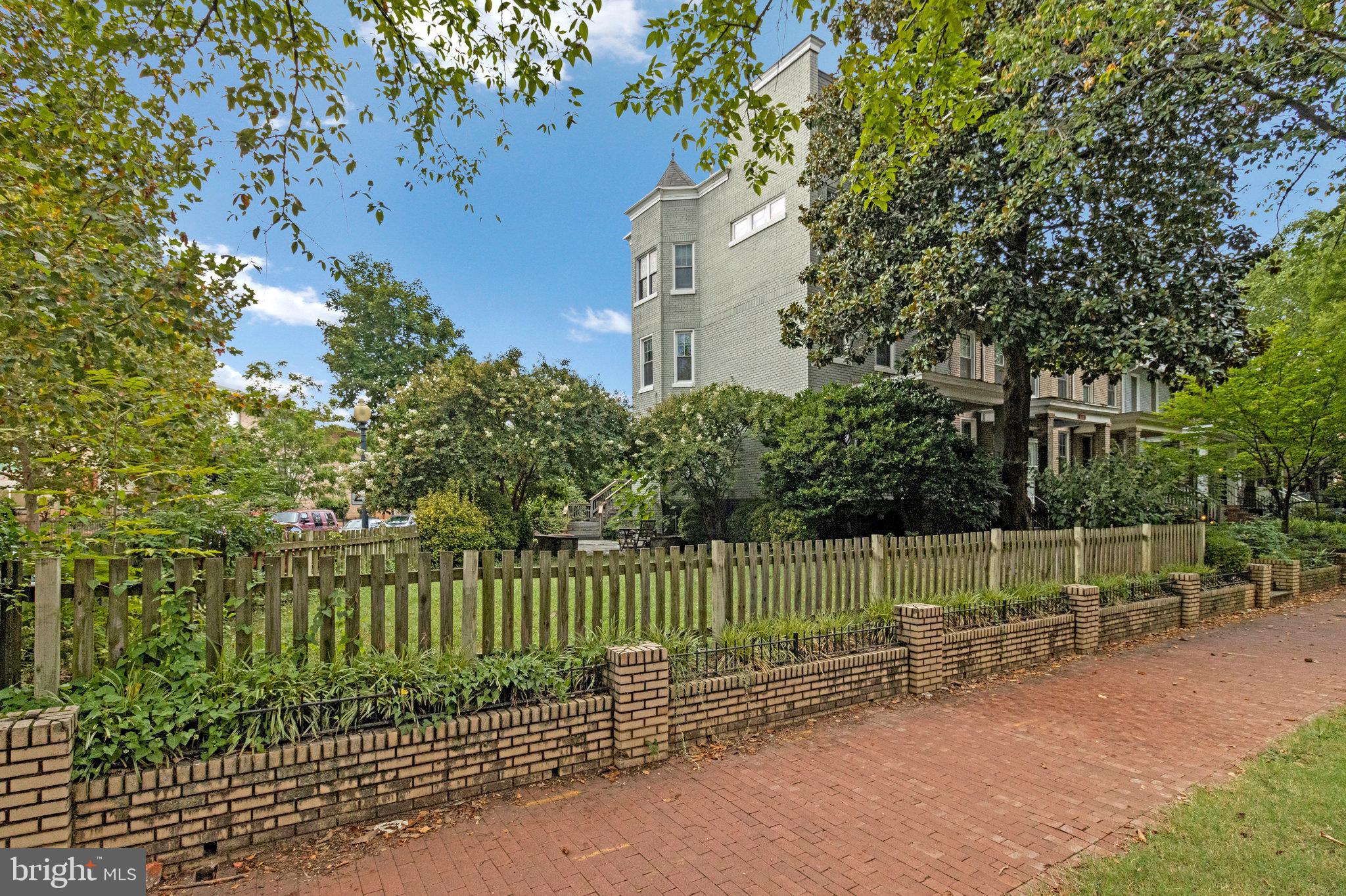 265 KENTUCKY AVENUE SE