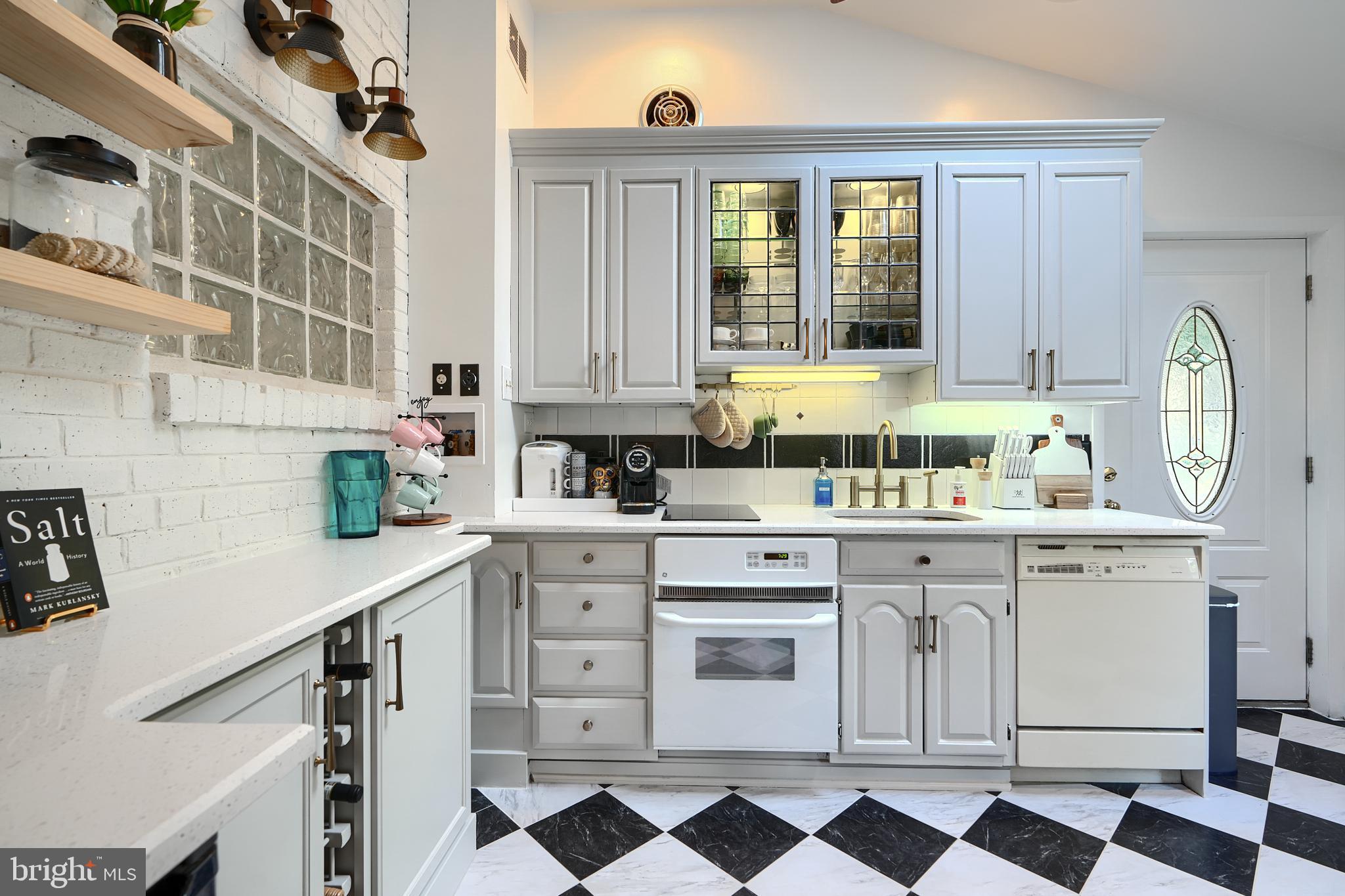 FERNWOOD - Residential