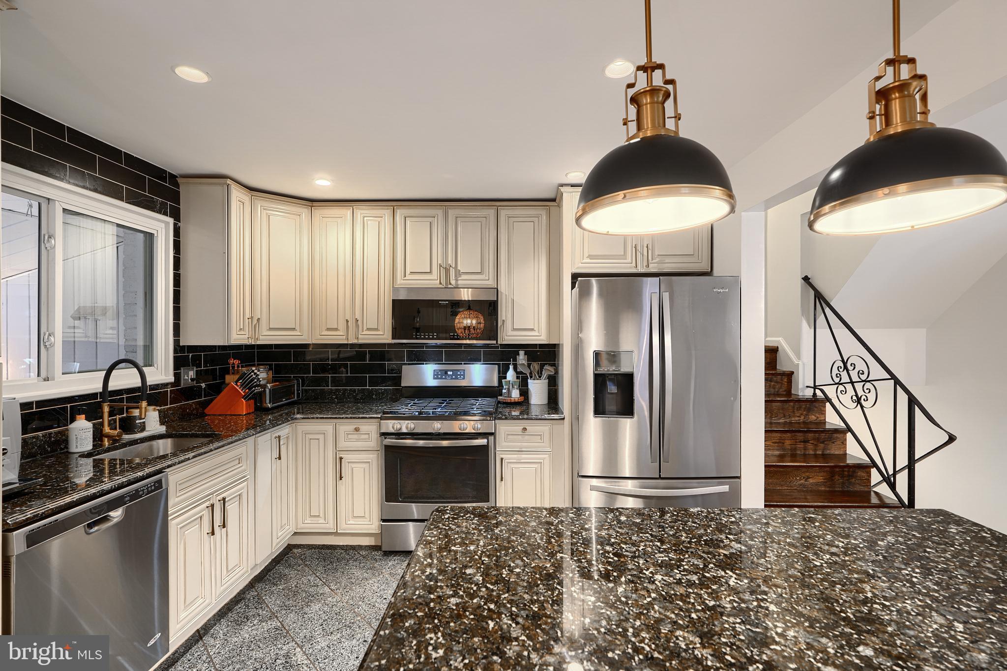 FERNWOOD - Residential