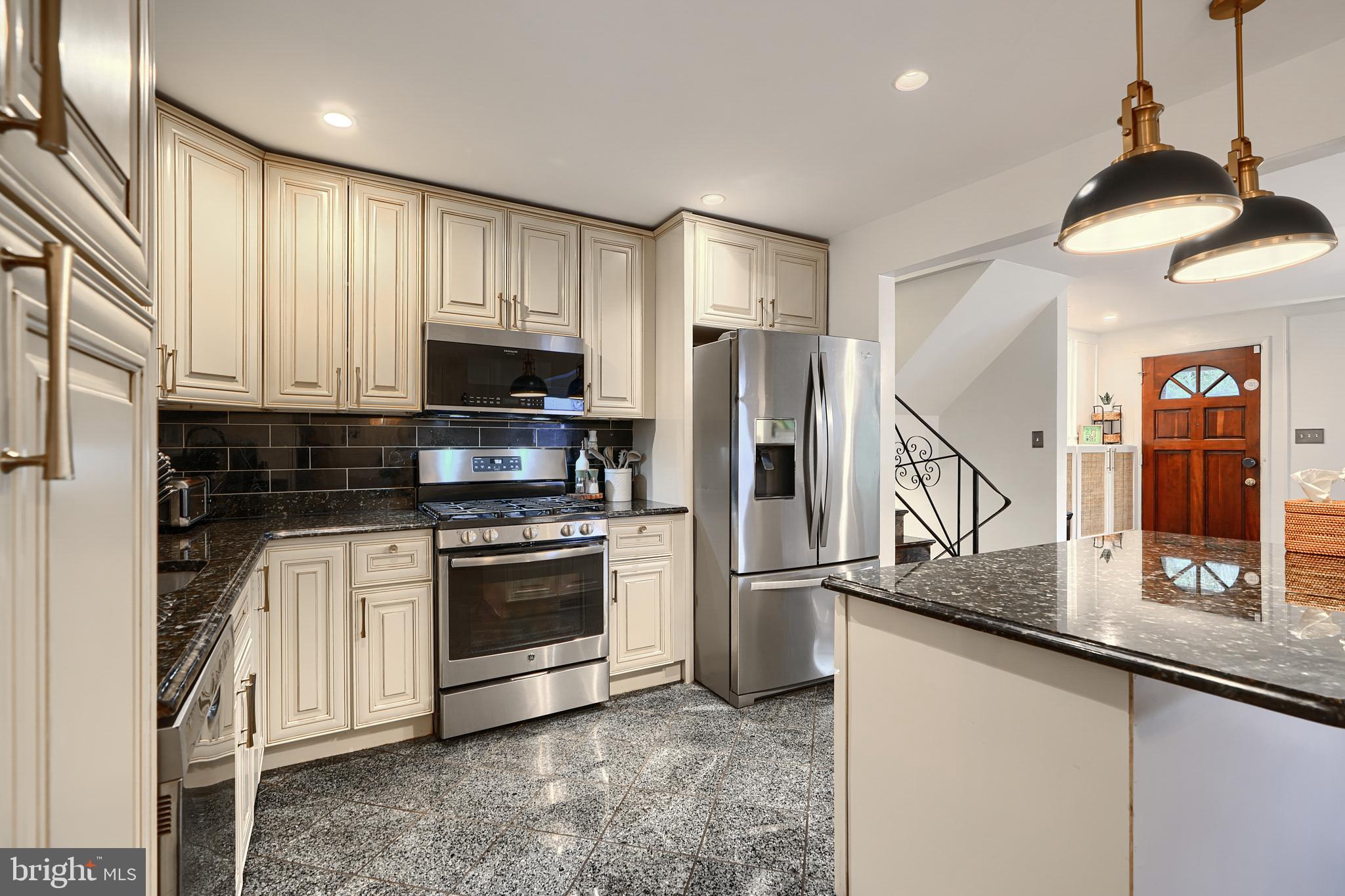 FERNWOOD - Residential