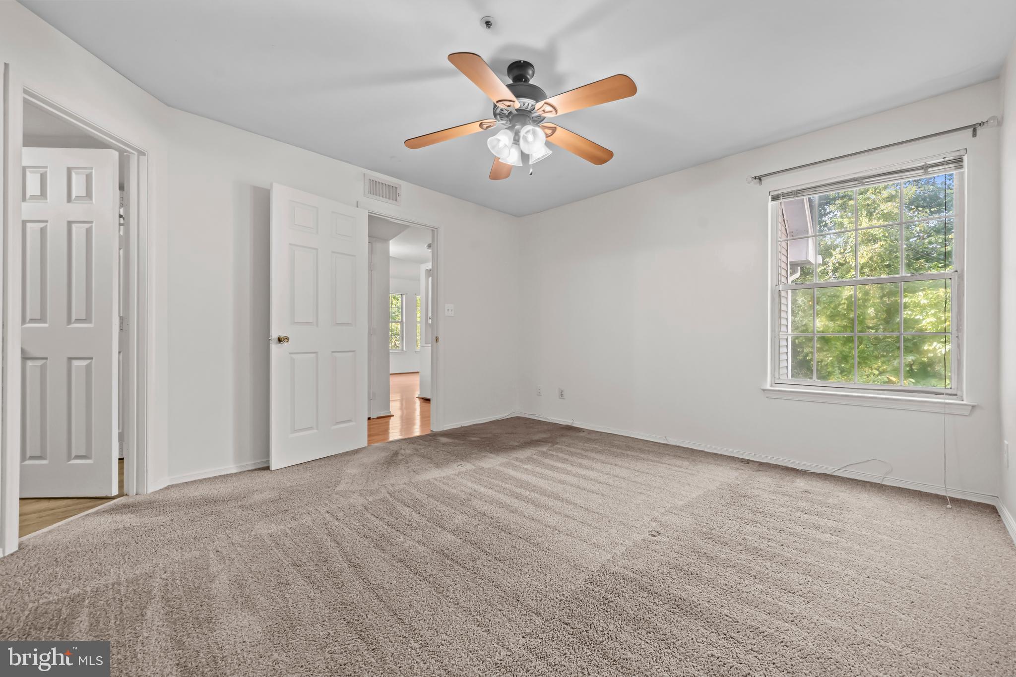 LORDS LANDING - Residential