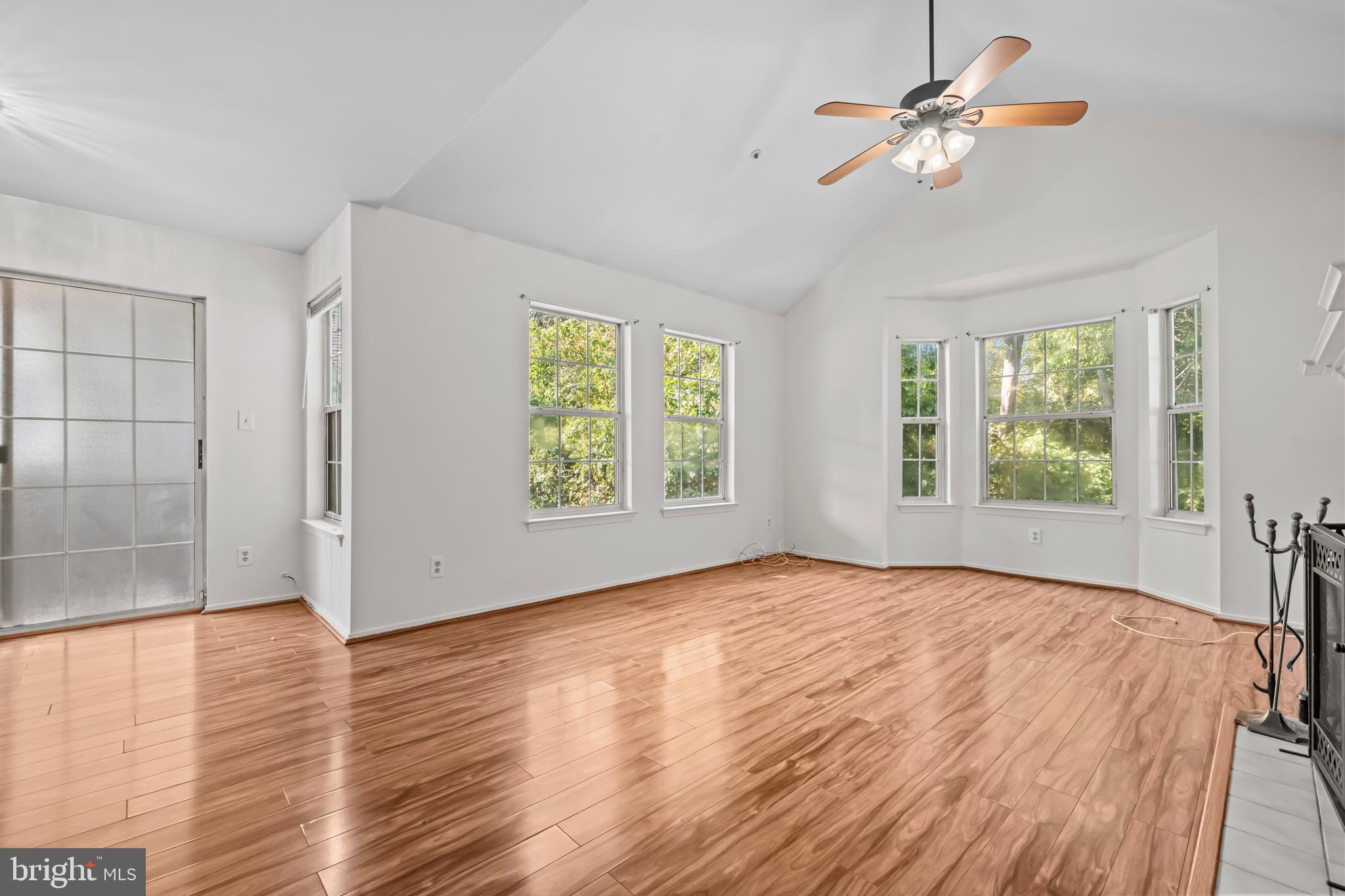 LORDS LANDING - Residential