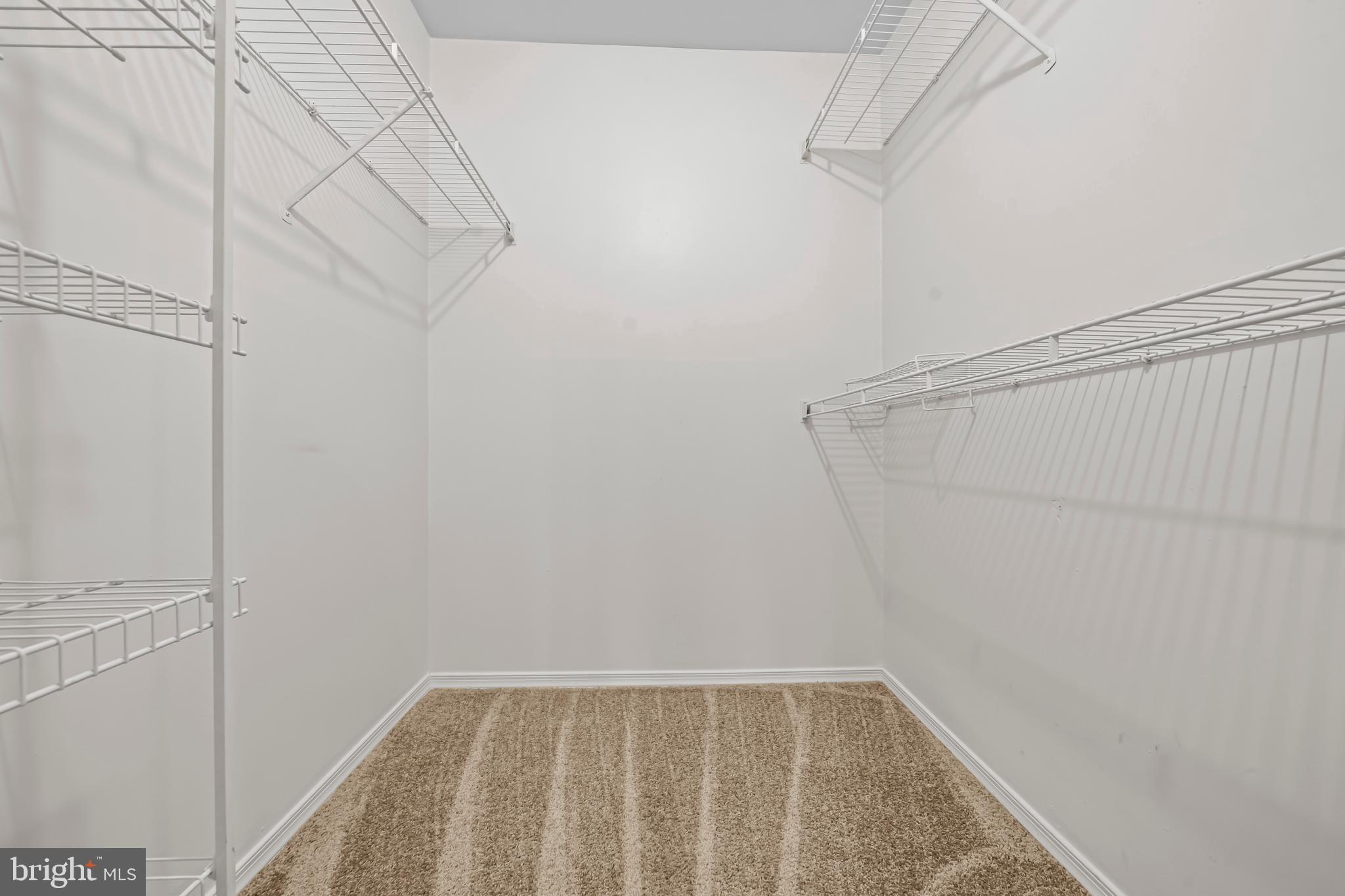 LORDS LANDING - Residential