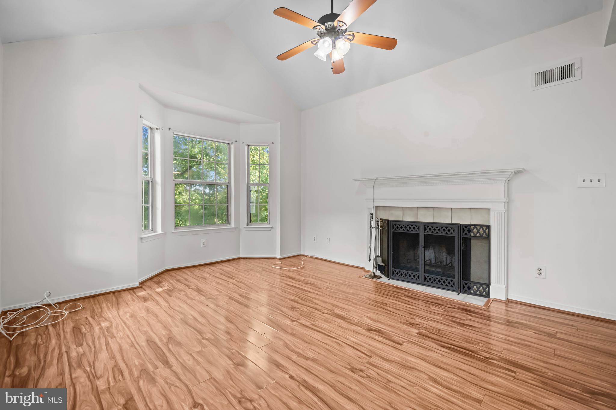 LORDS LANDING - Residential