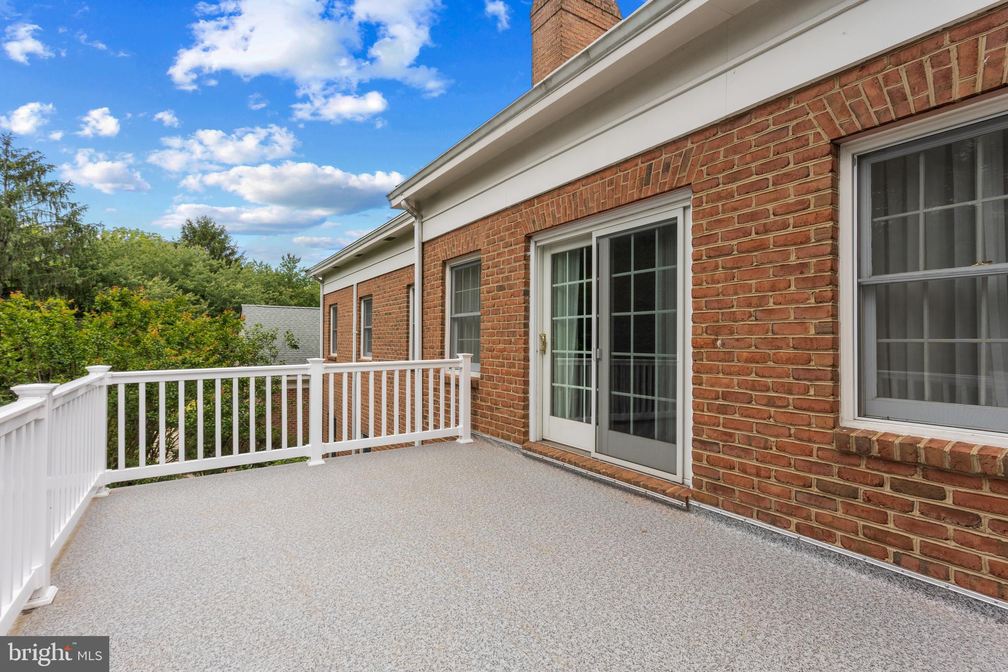 BRIGHTWOOD - Residential