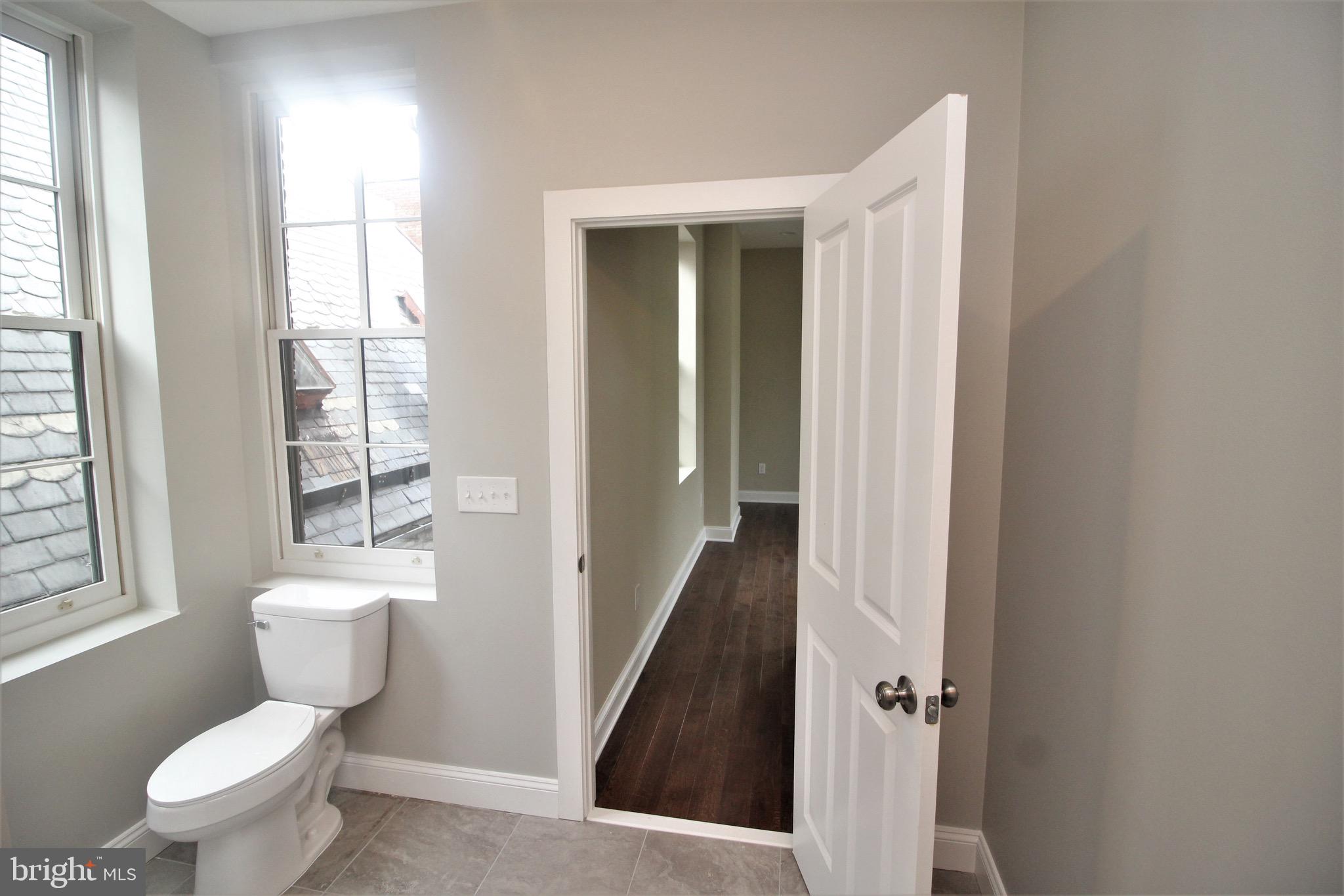 BOLTON HILL HISTORIC DISTRICT - Residential Lease