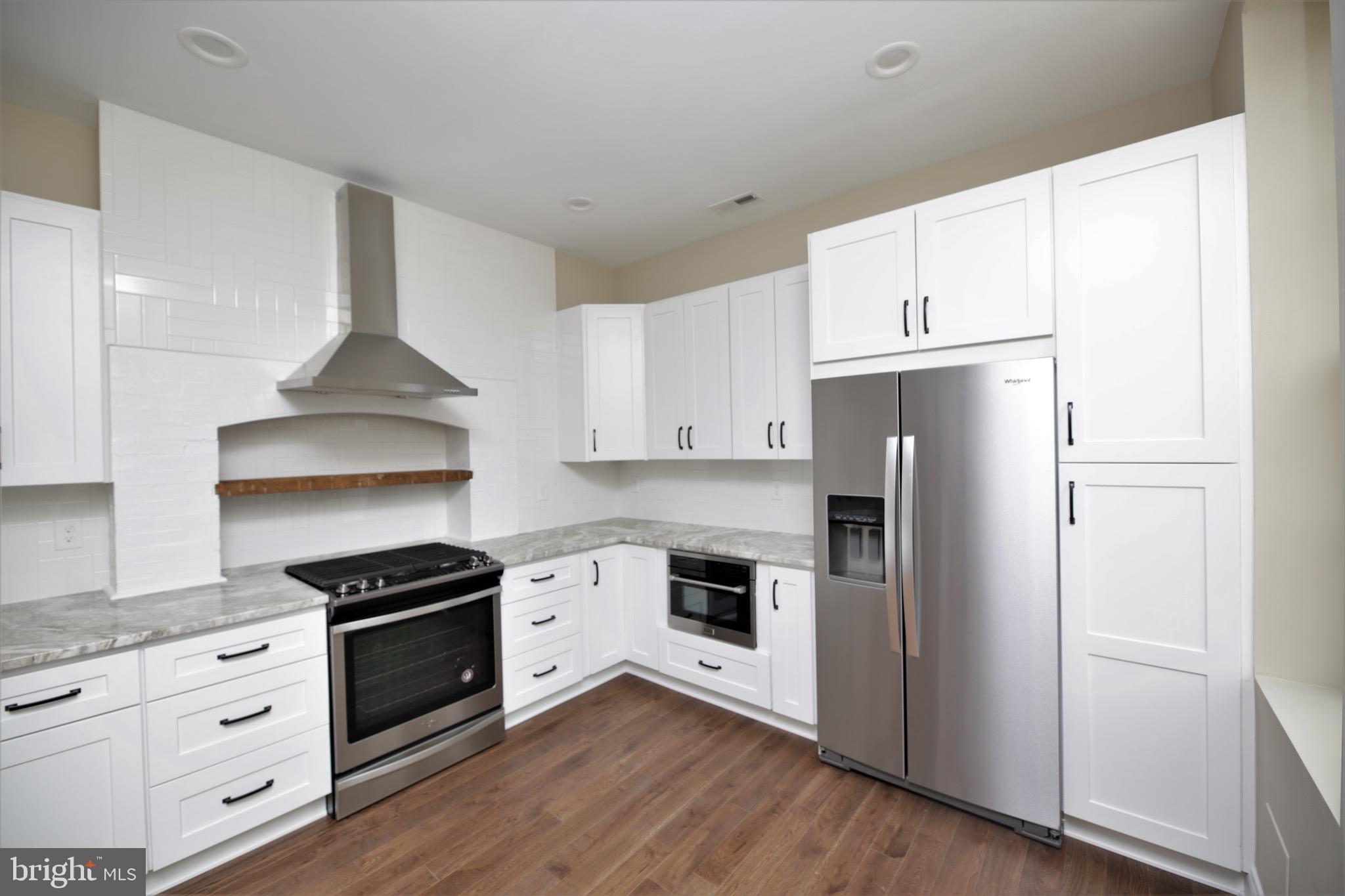 BOLTON HILL HISTORIC DISTRICT - Residential Lease