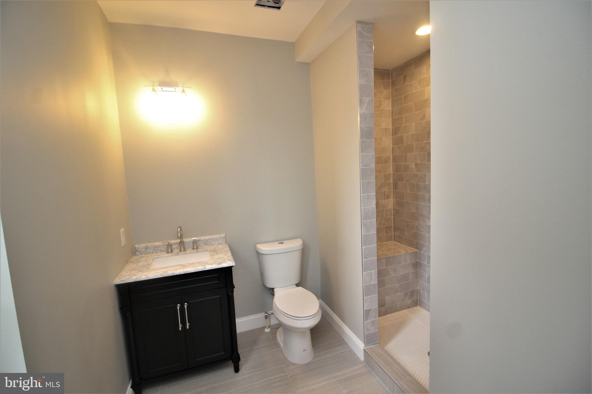 BOLTON HILL HISTORIC DISTRICT - Residential Lease