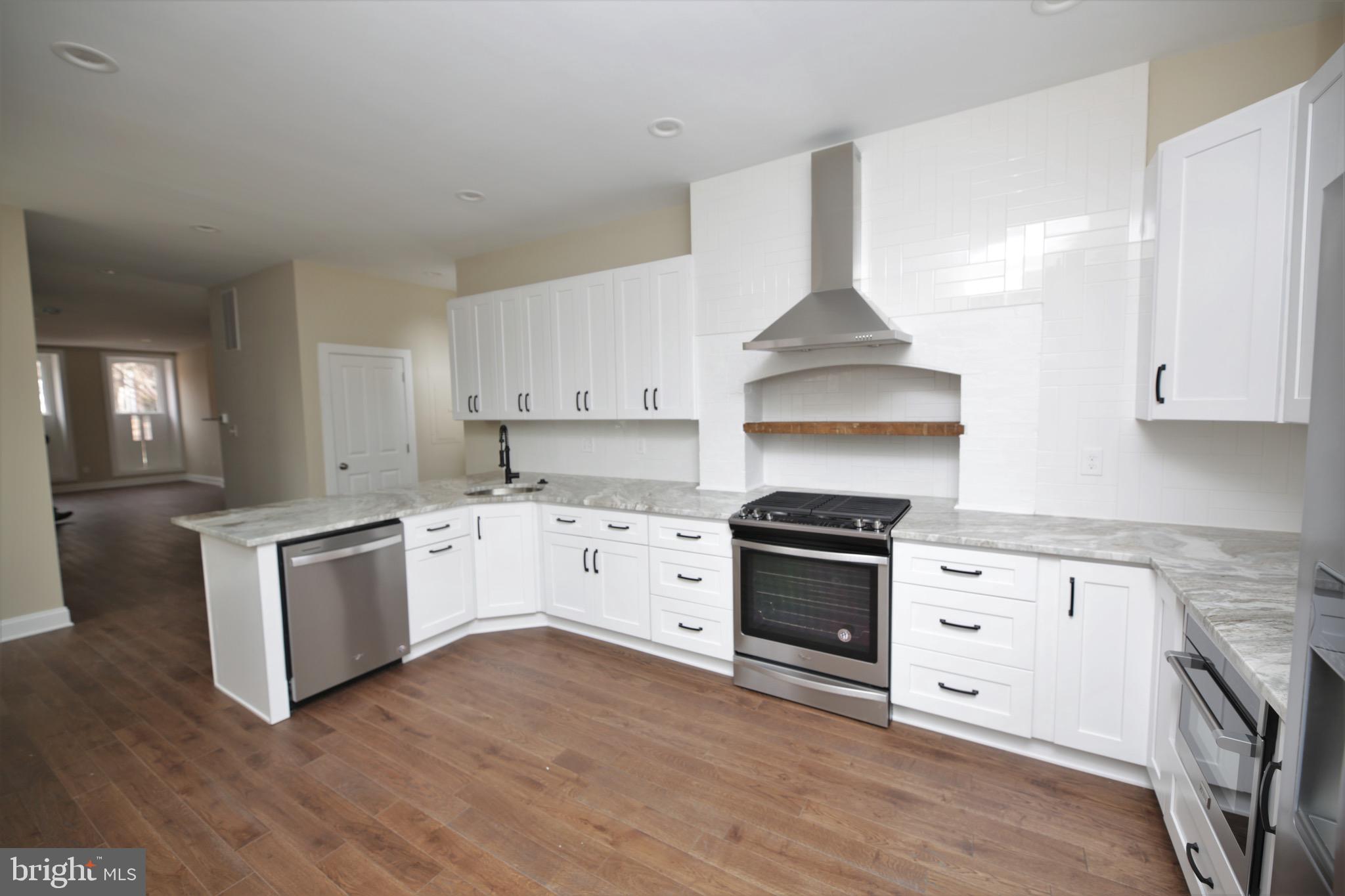 BOLTON HILL HISTORIC DISTRICT - Residential Lease