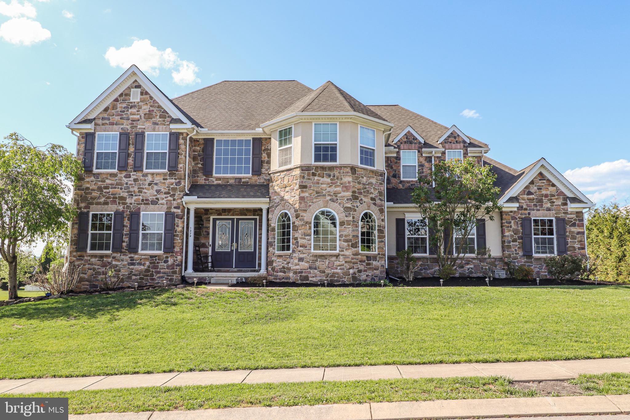 1279 AYLESBURY LANE