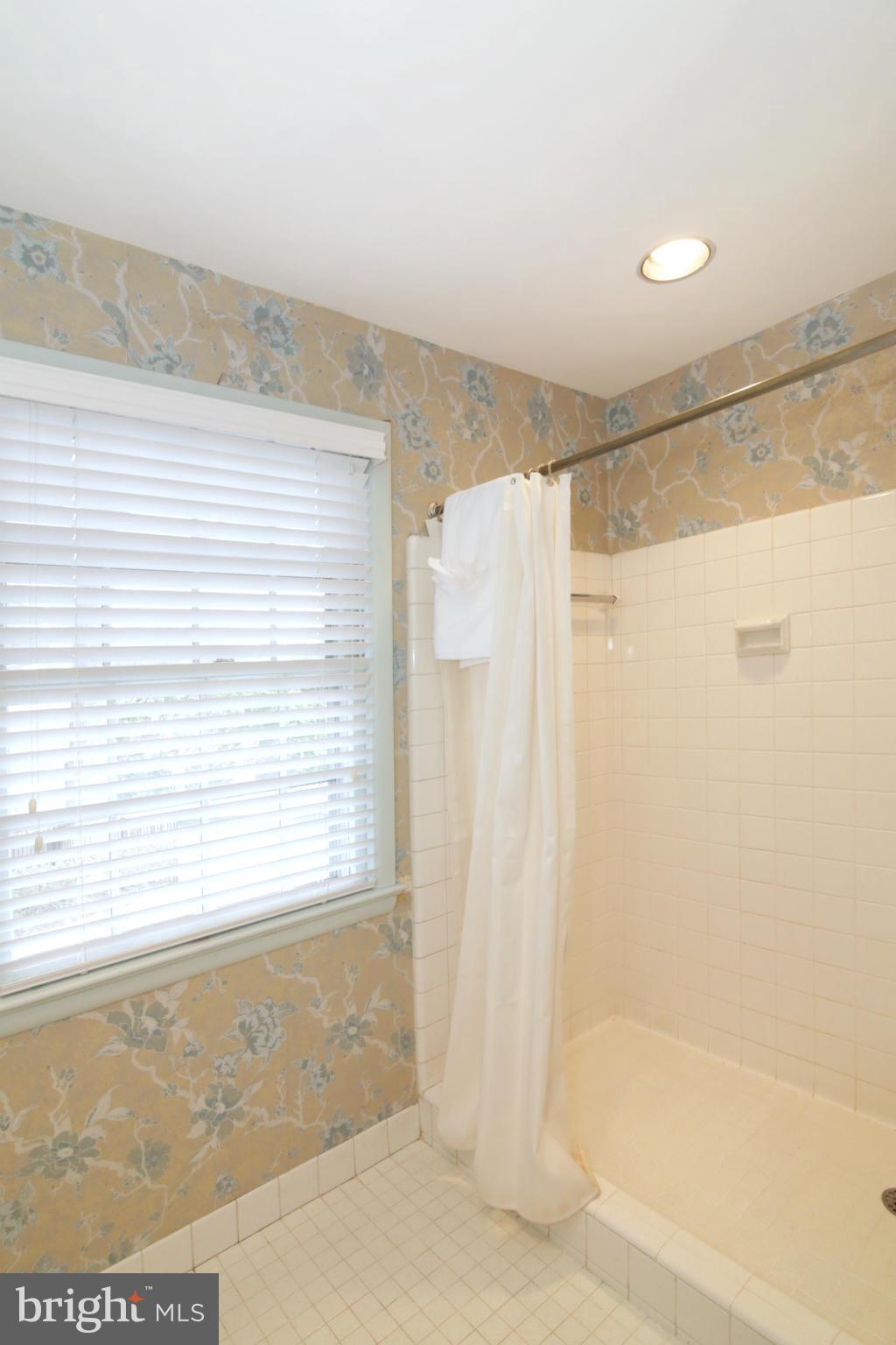 ALTA VISTA - Residential