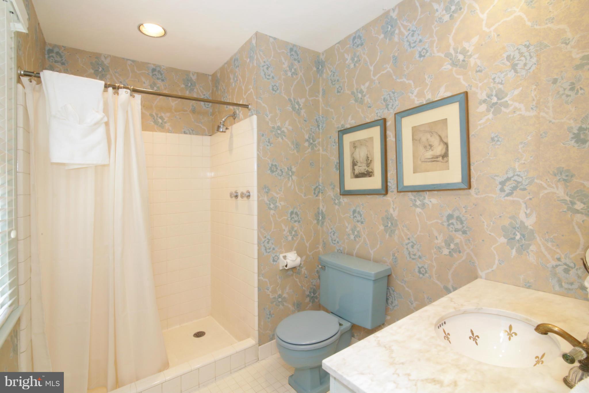 ALTA VISTA - Residential