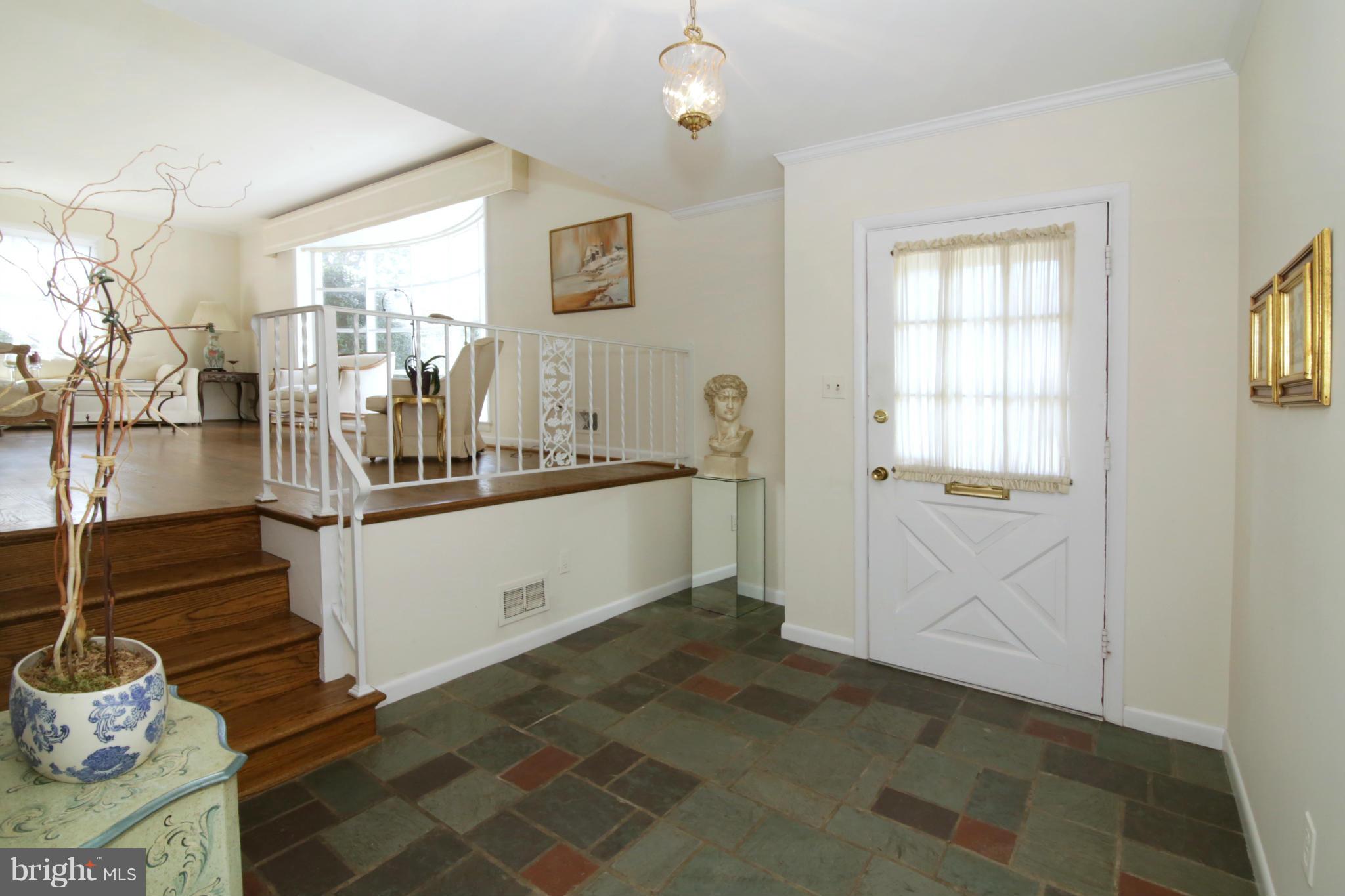 ALTA VISTA - Residential