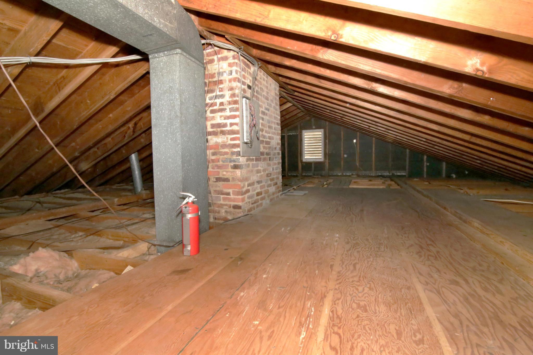 ALTA VISTA - Residential