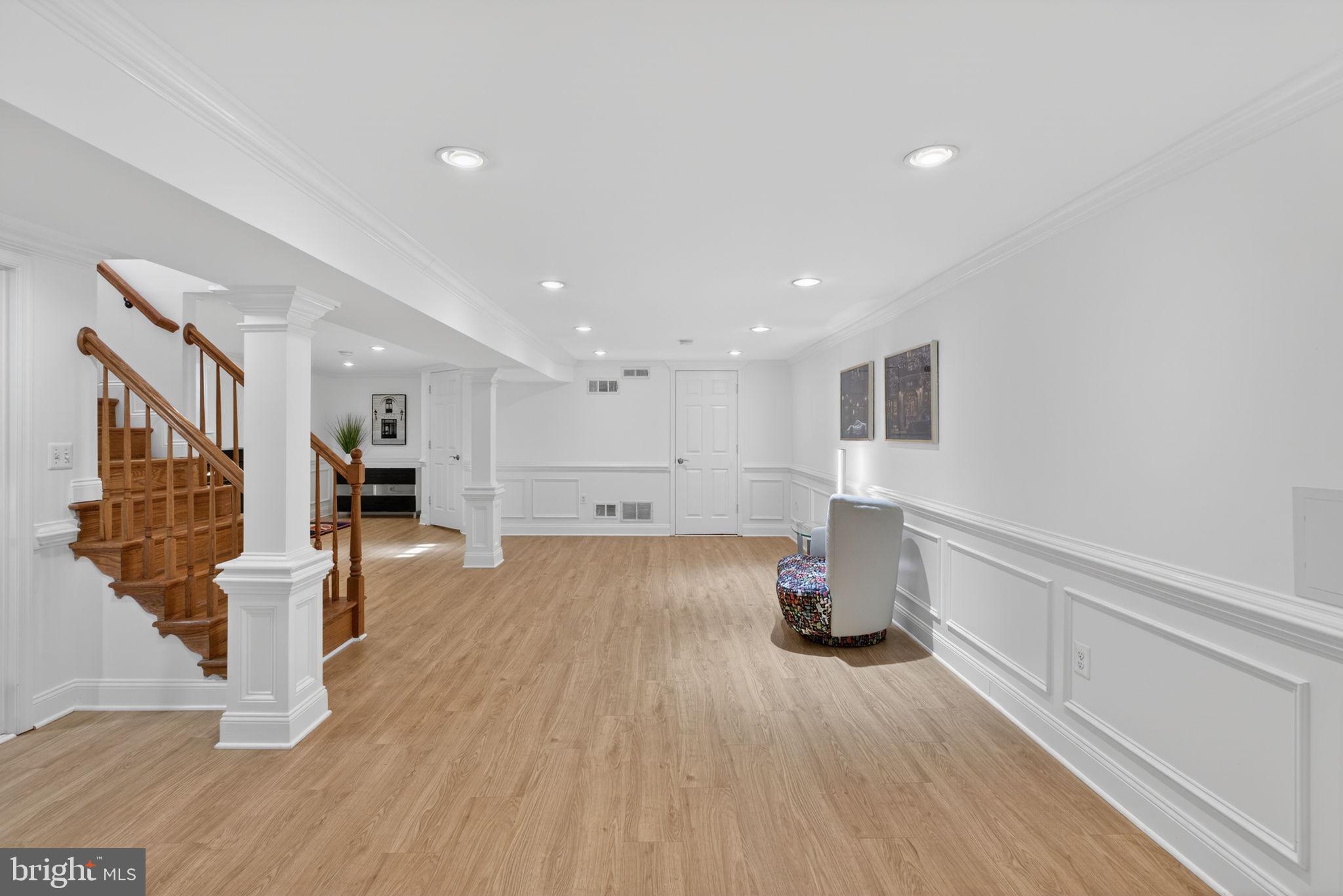 COLUMBIA PINES - Residential