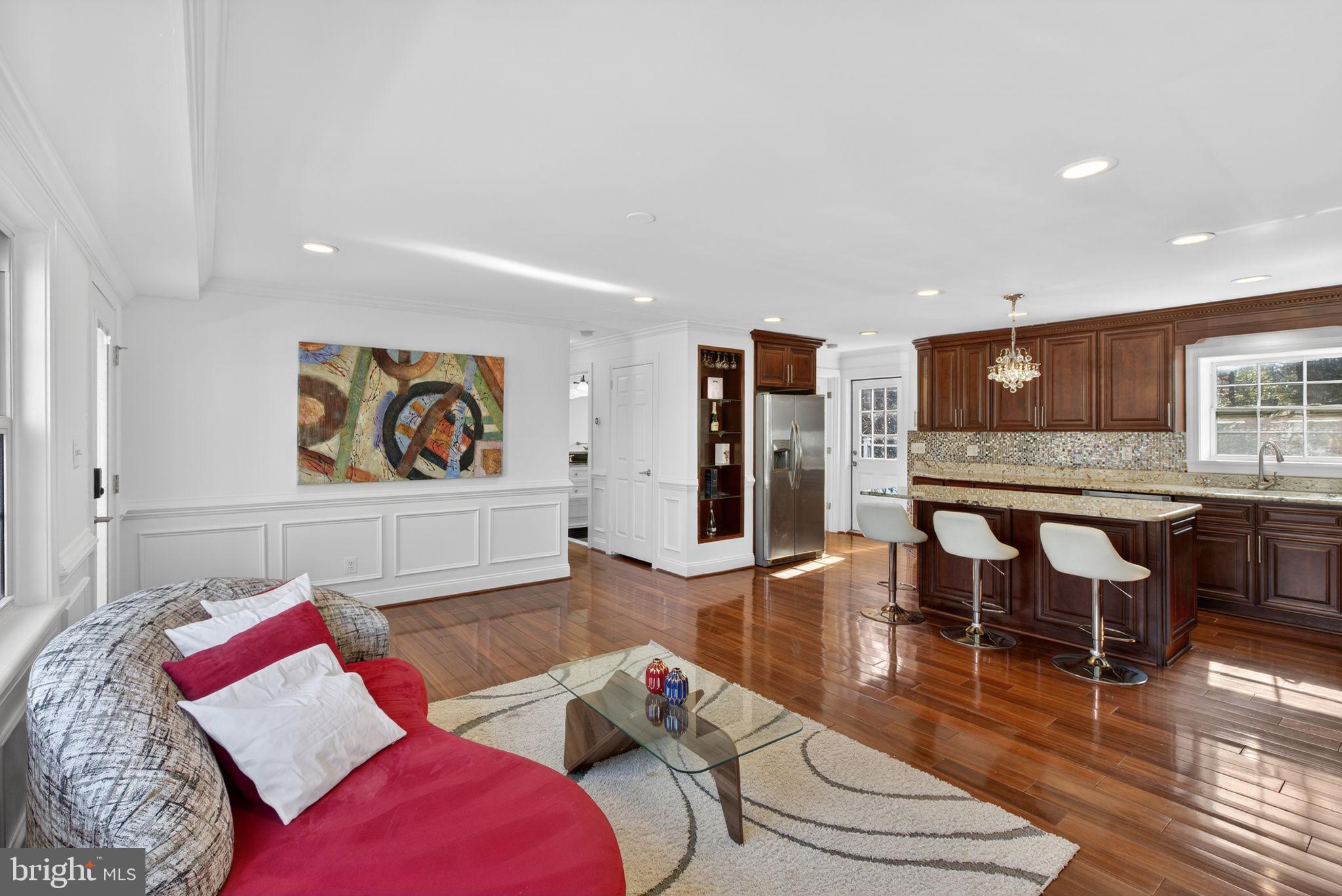 COLUMBIA PINES - Residential