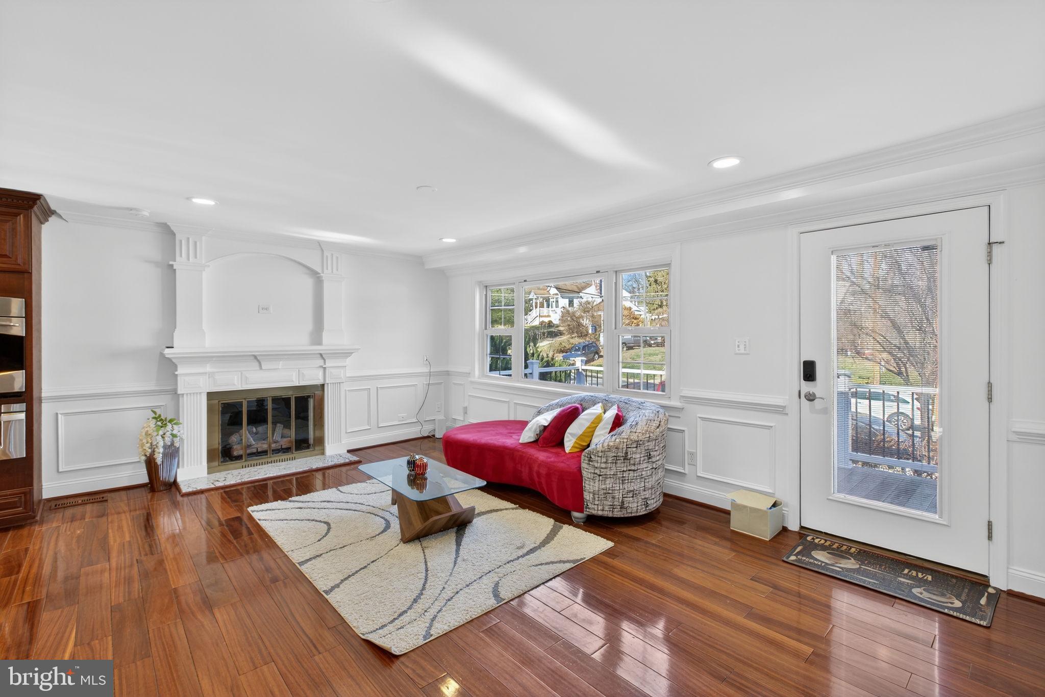 COLUMBIA PINES - Residential