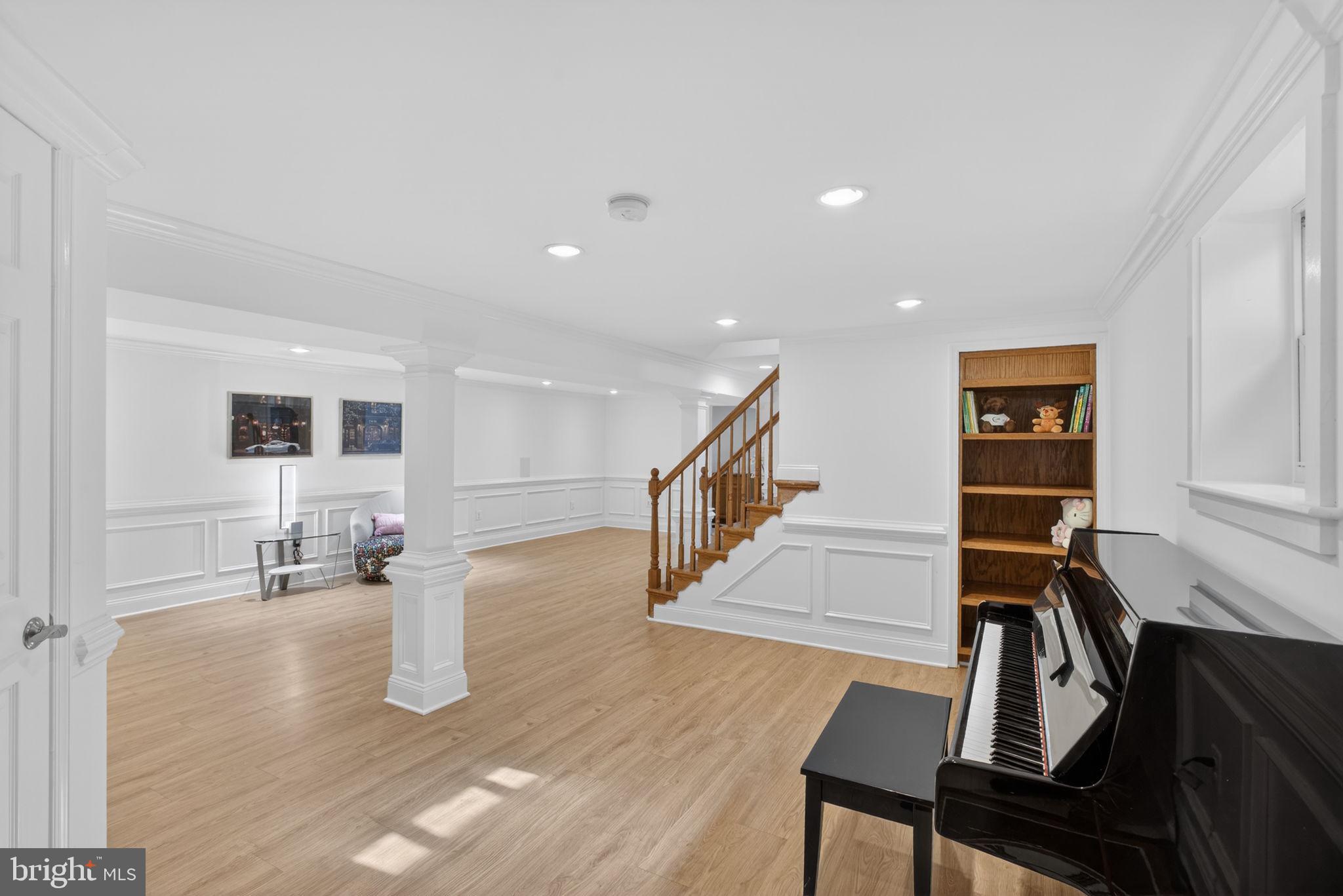 COLUMBIA PINES - Residential