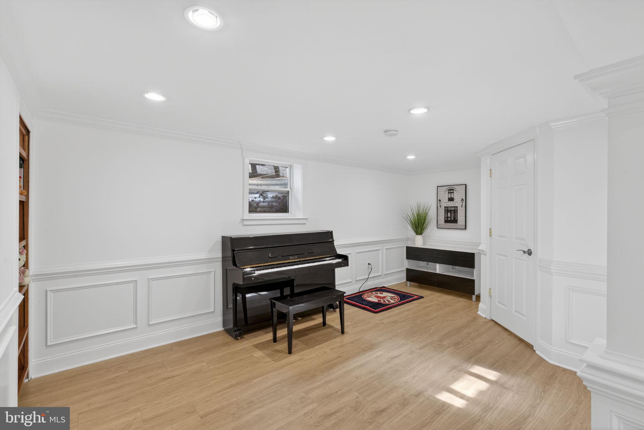 COLUMBIA PINES - Residential