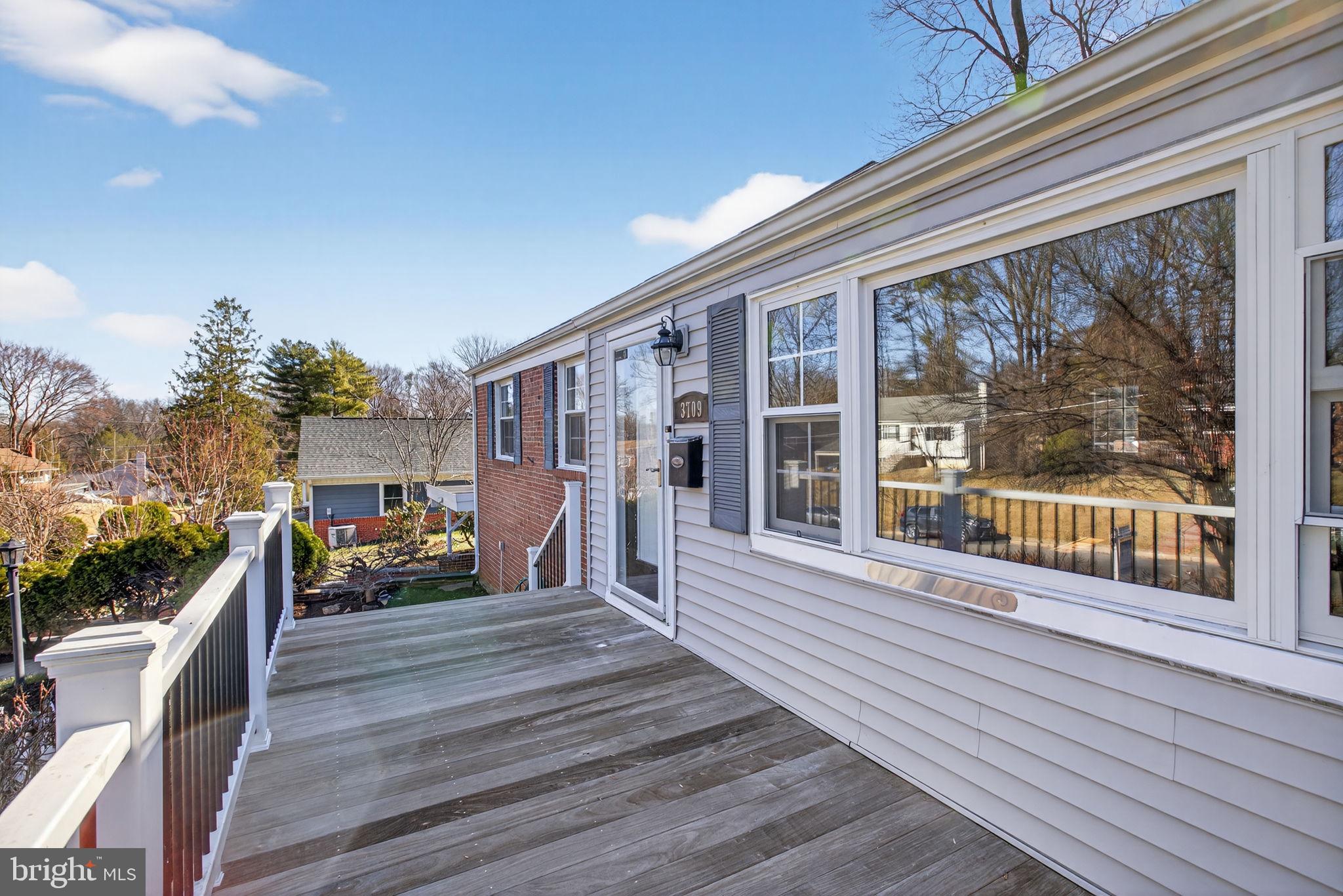 COLUMBIA PINES - Residential