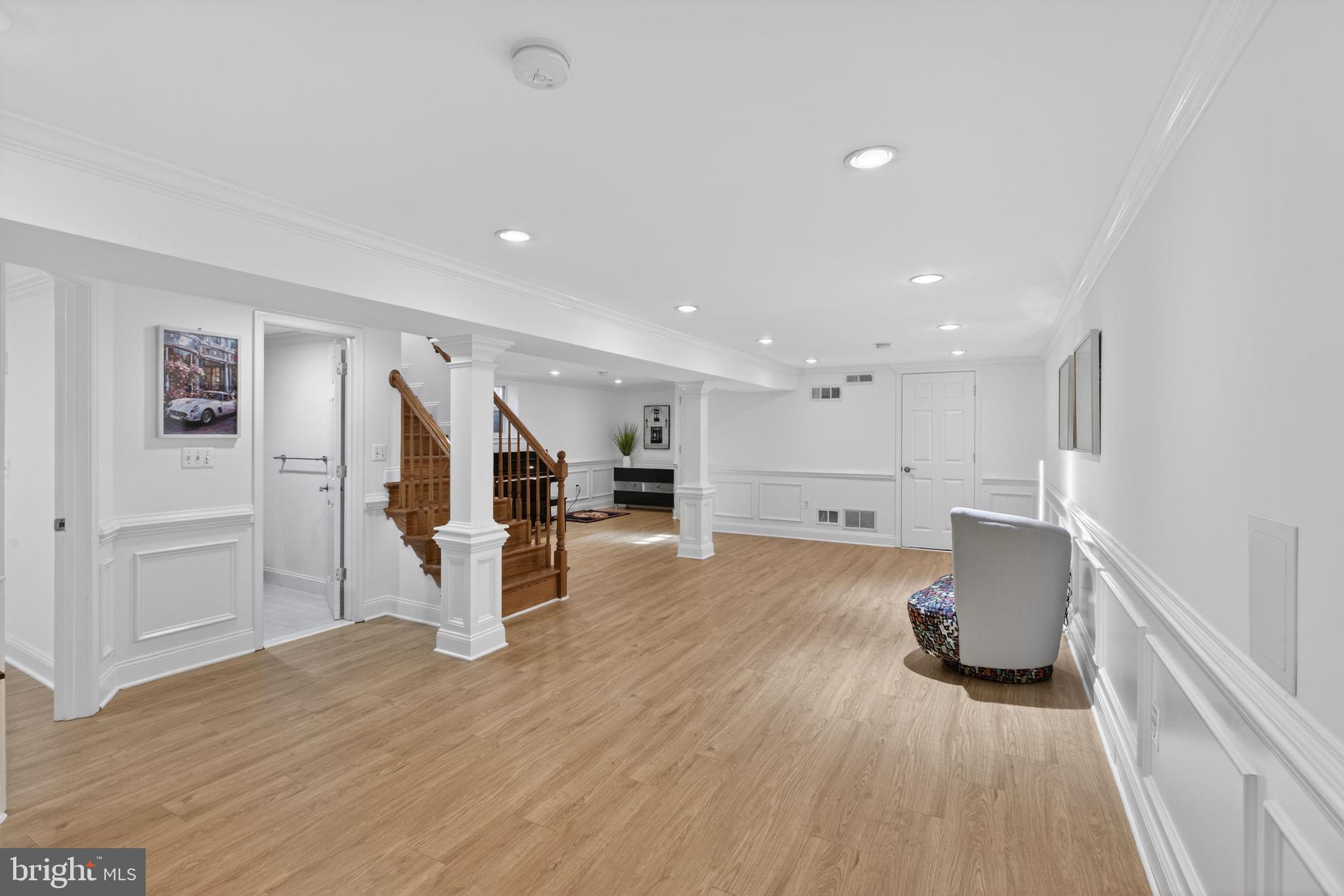 COLUMBIA PINES - Residential