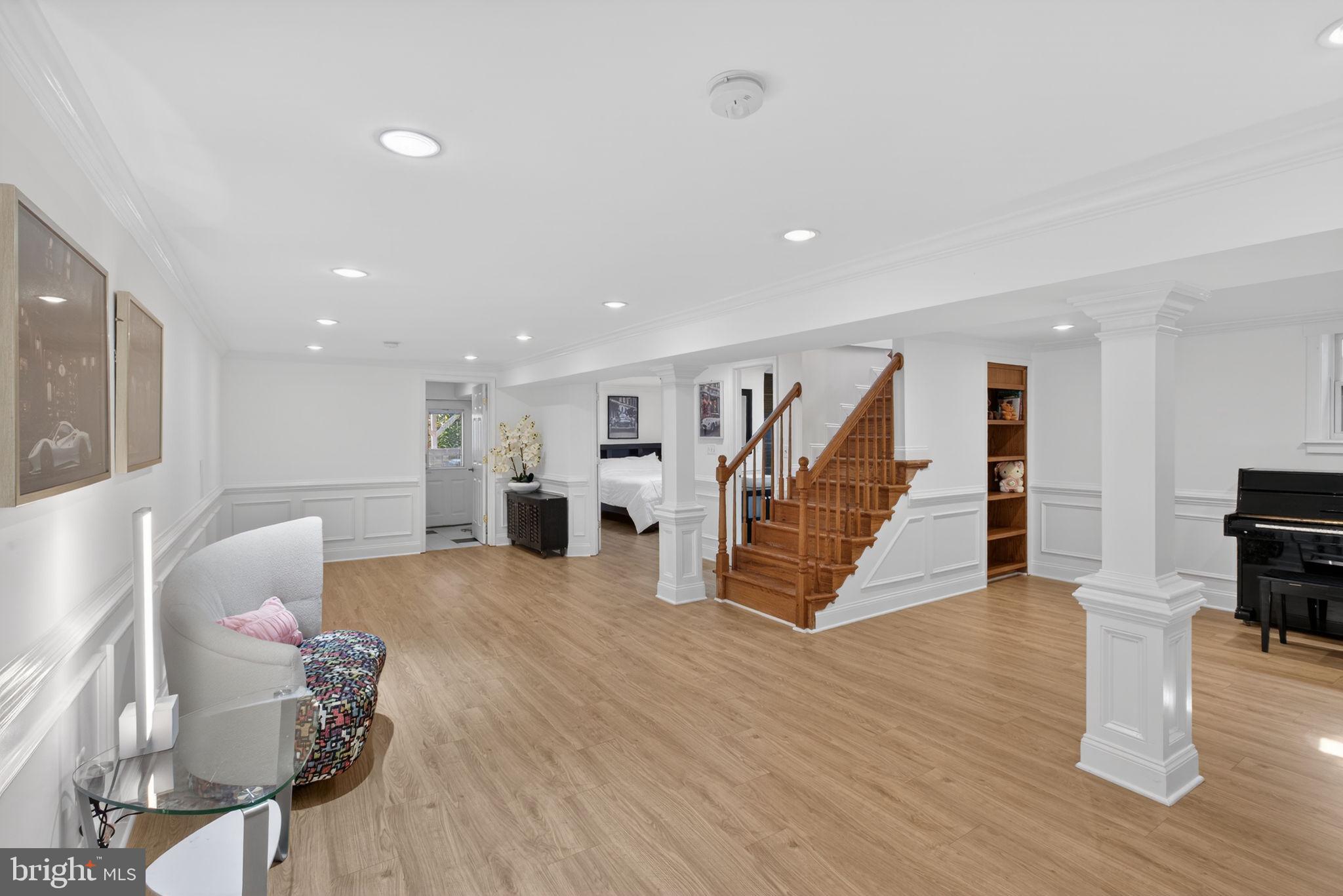 COLUMBIA PINES - Residential