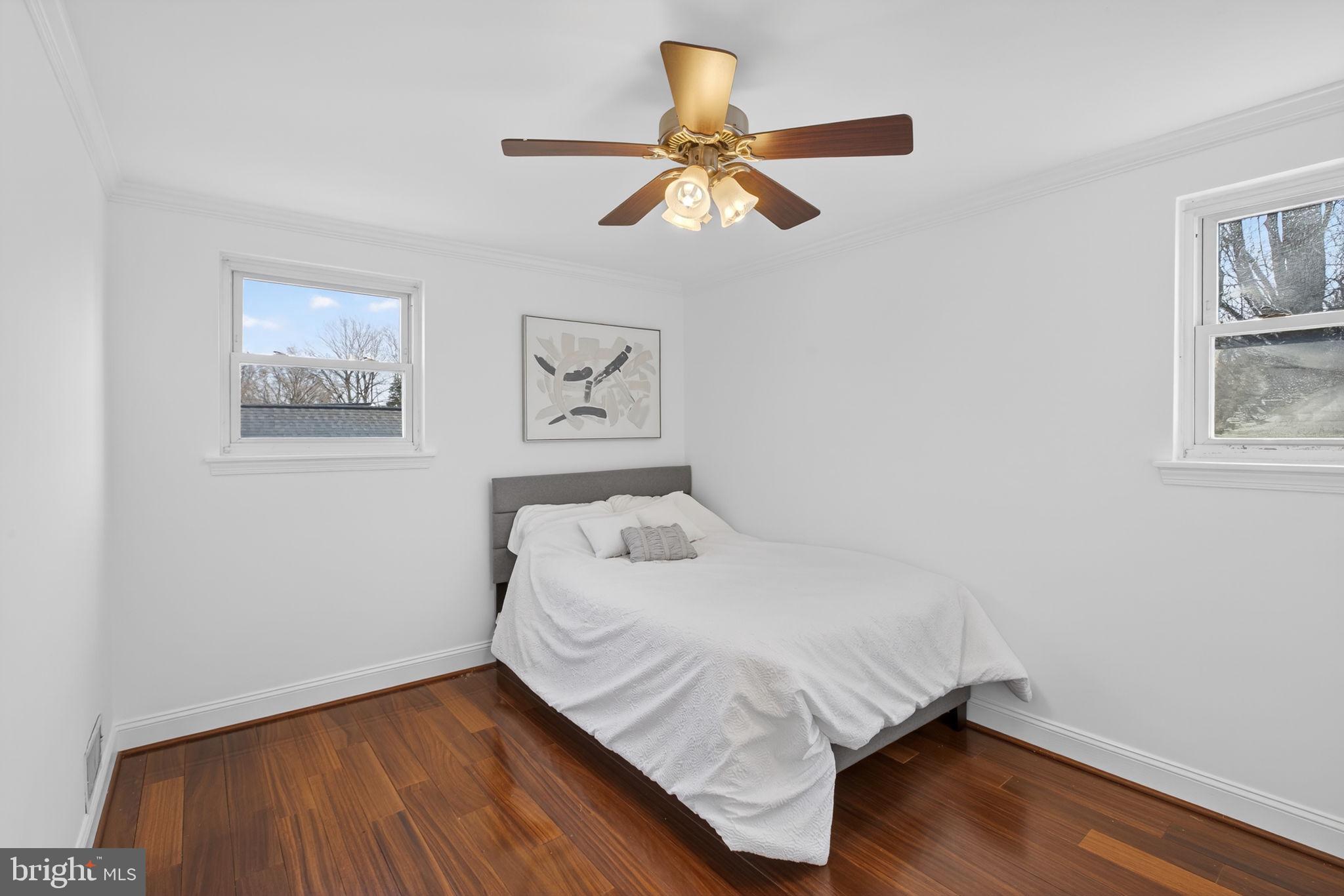 COLUMBIA PINES - Residential