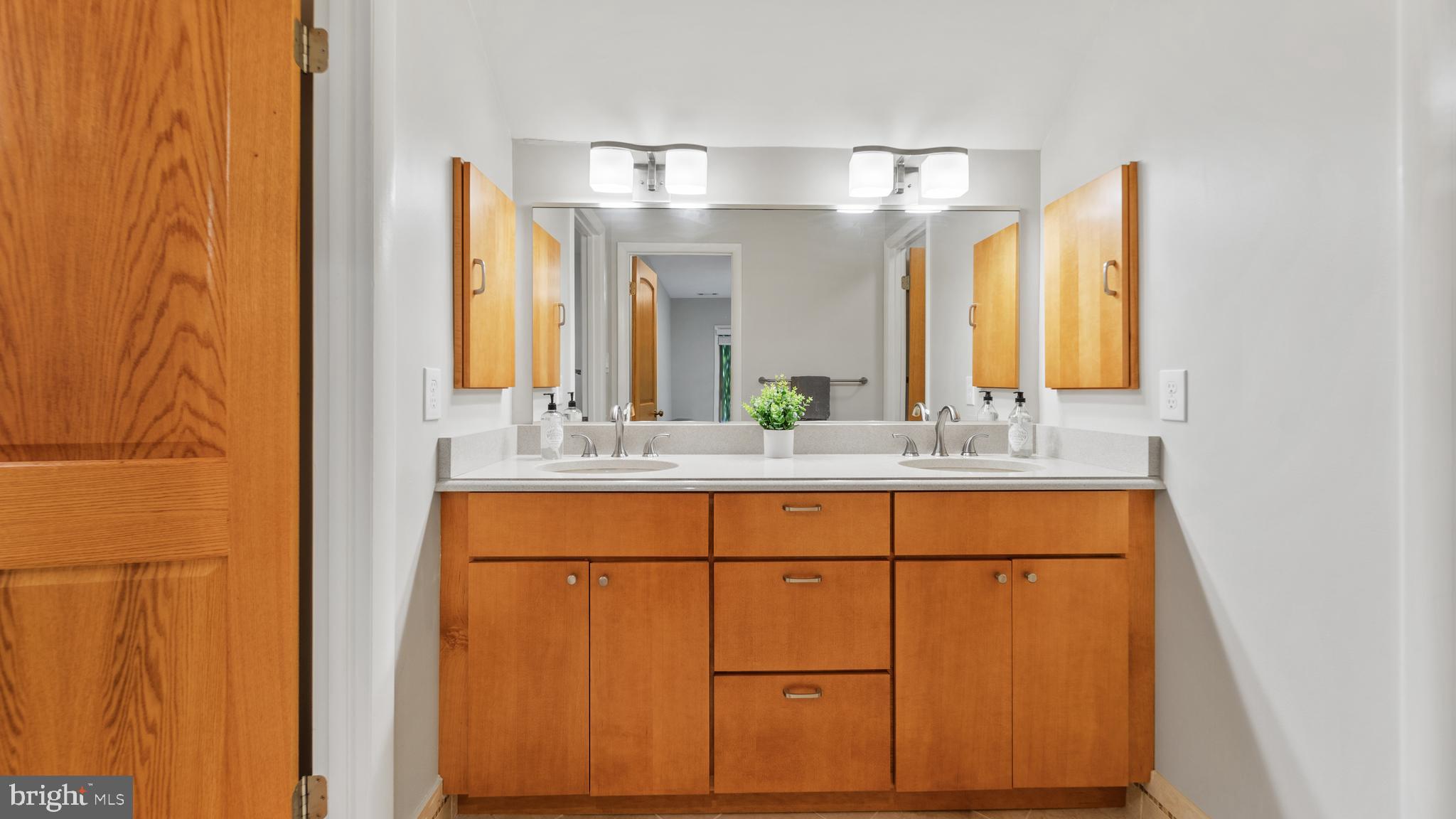 WORTHINGTON HILLSIDE II - Residential