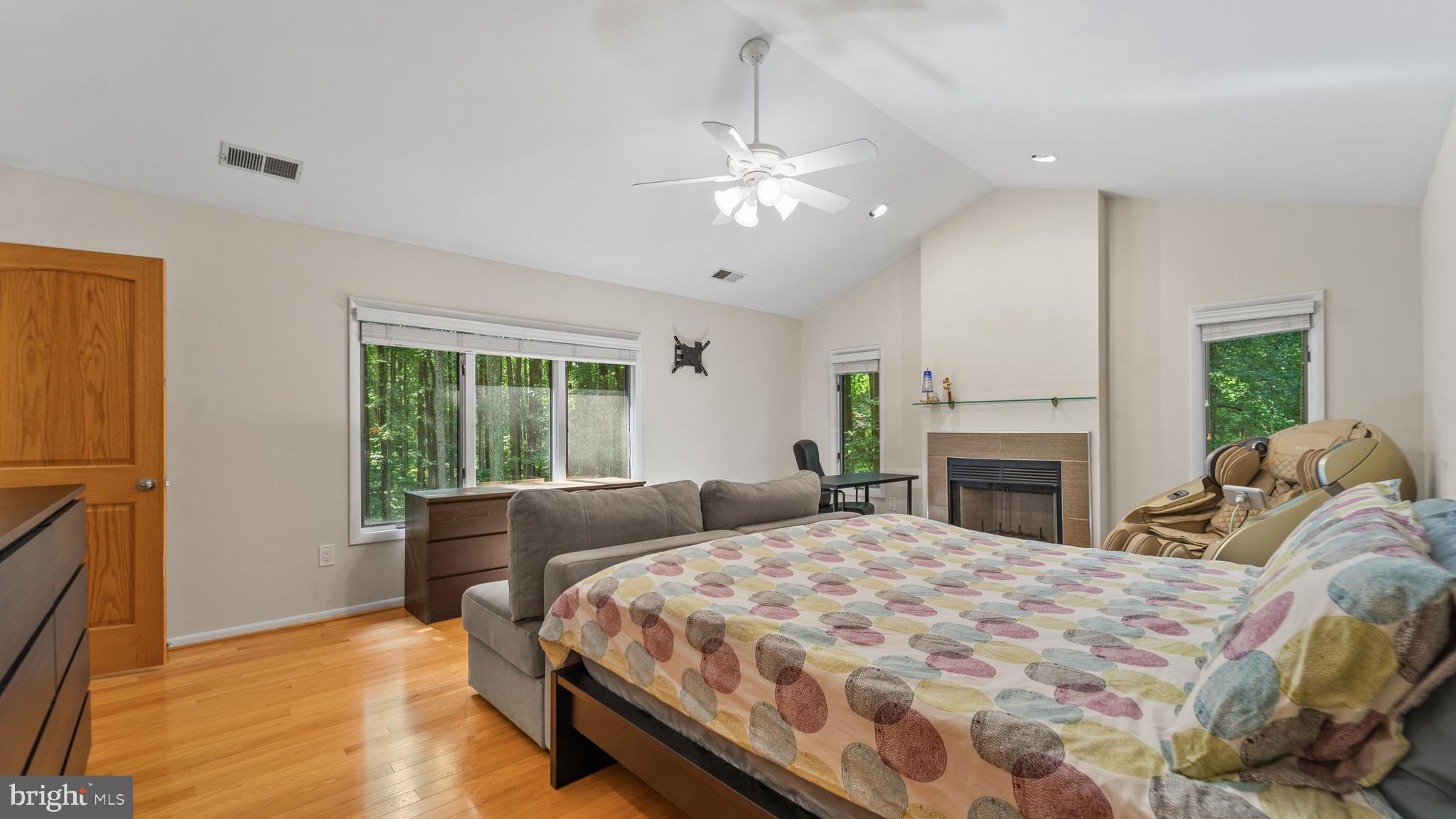 WORTHINGTON HILLSIDE II - Residential