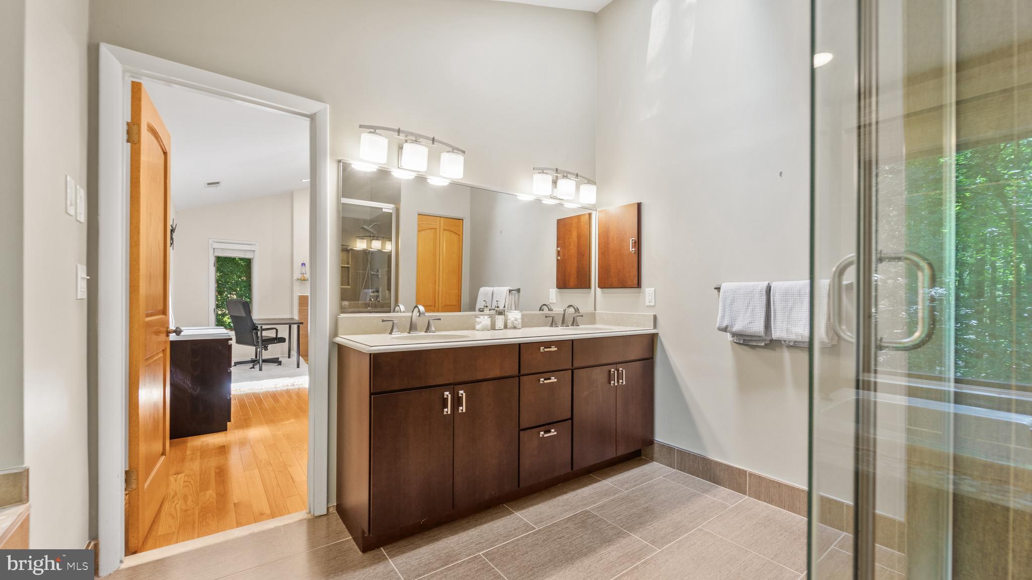 WORTHINGTON HILLSIDE II - Residential