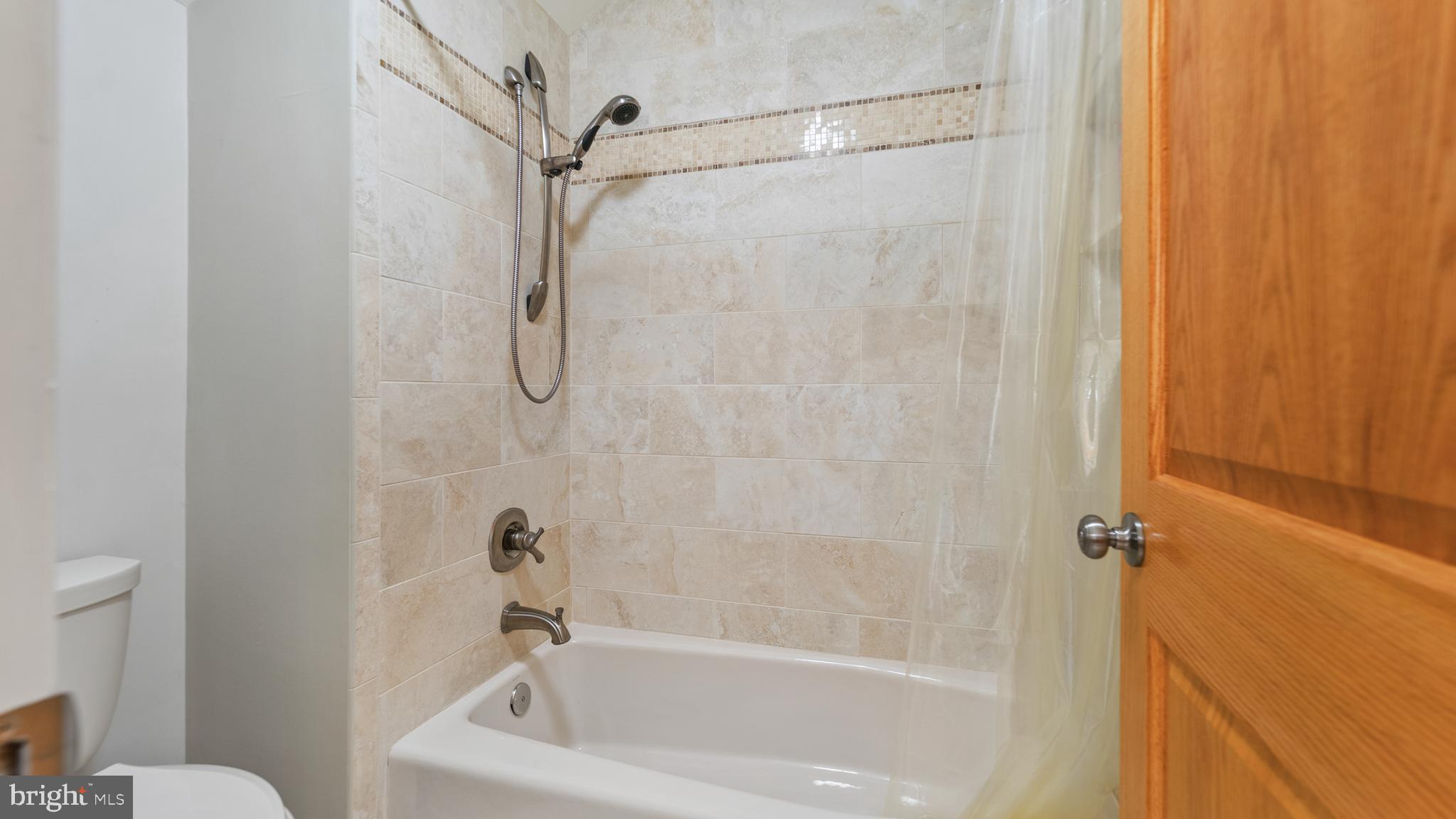 WORTHINGTON HILLSIDE II - Residential