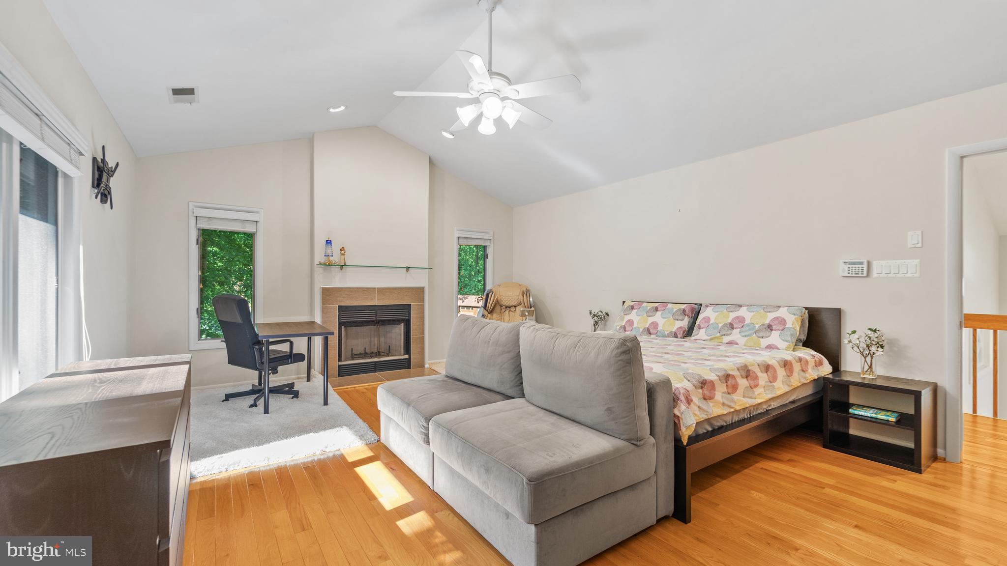 WORTHINGTON HILLSIDE II - Residential