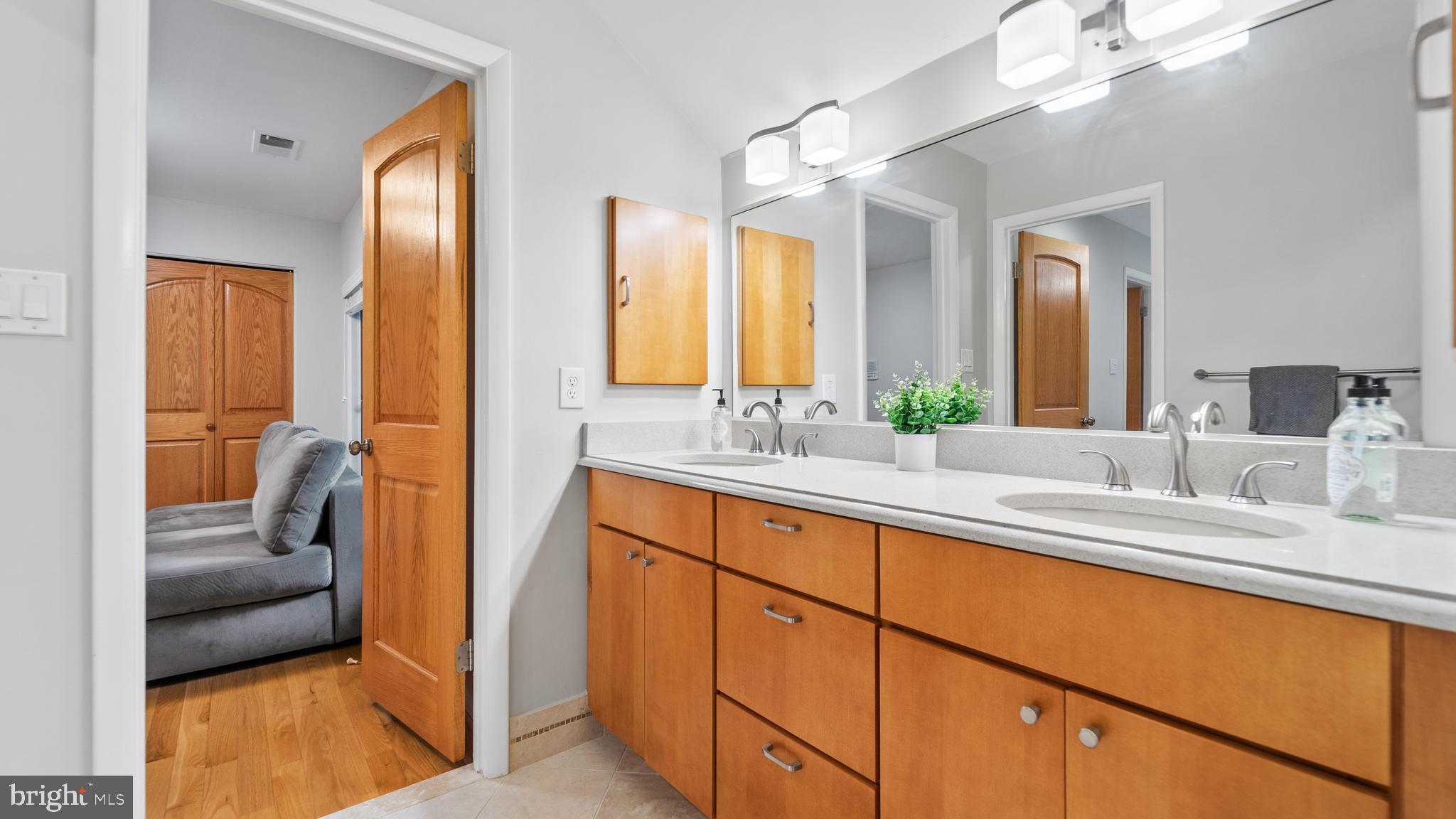 WORTHINGTON HILLSIDE II - Residential