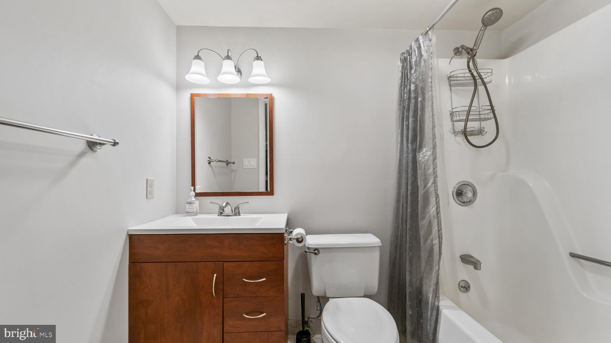 WORTHINGTON HILLSIDE II - Residential