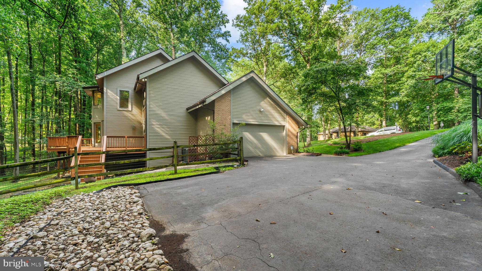 WORTHINGTON HILLSIDE II - Residential