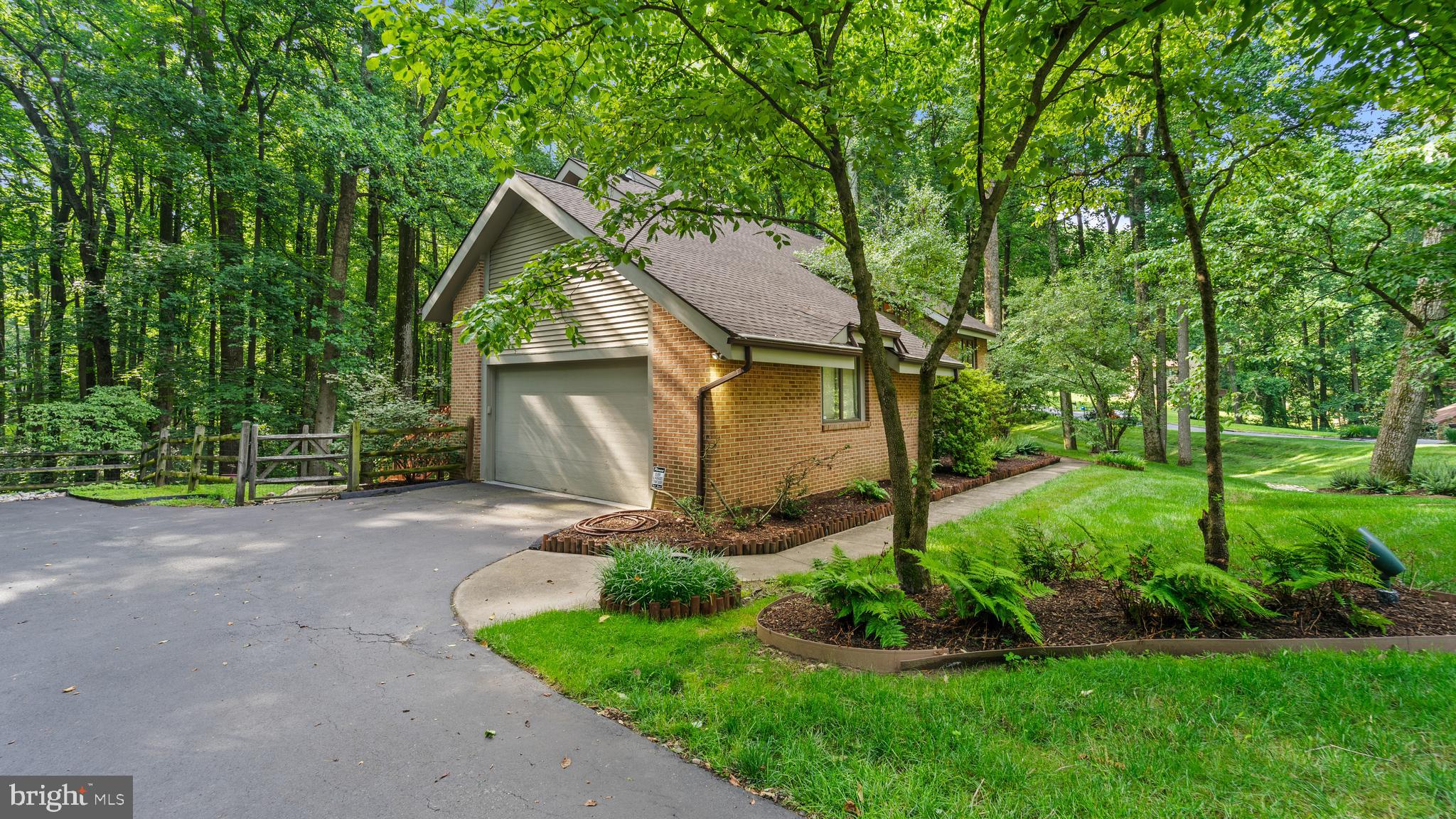 WORTHINGTON HILLSIDE II - Residential