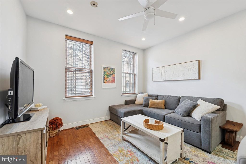 Photo of 1759 Frankford Avenue #4, PHILADELPHIA, PA 19125 (MLS # PAPH2605544)